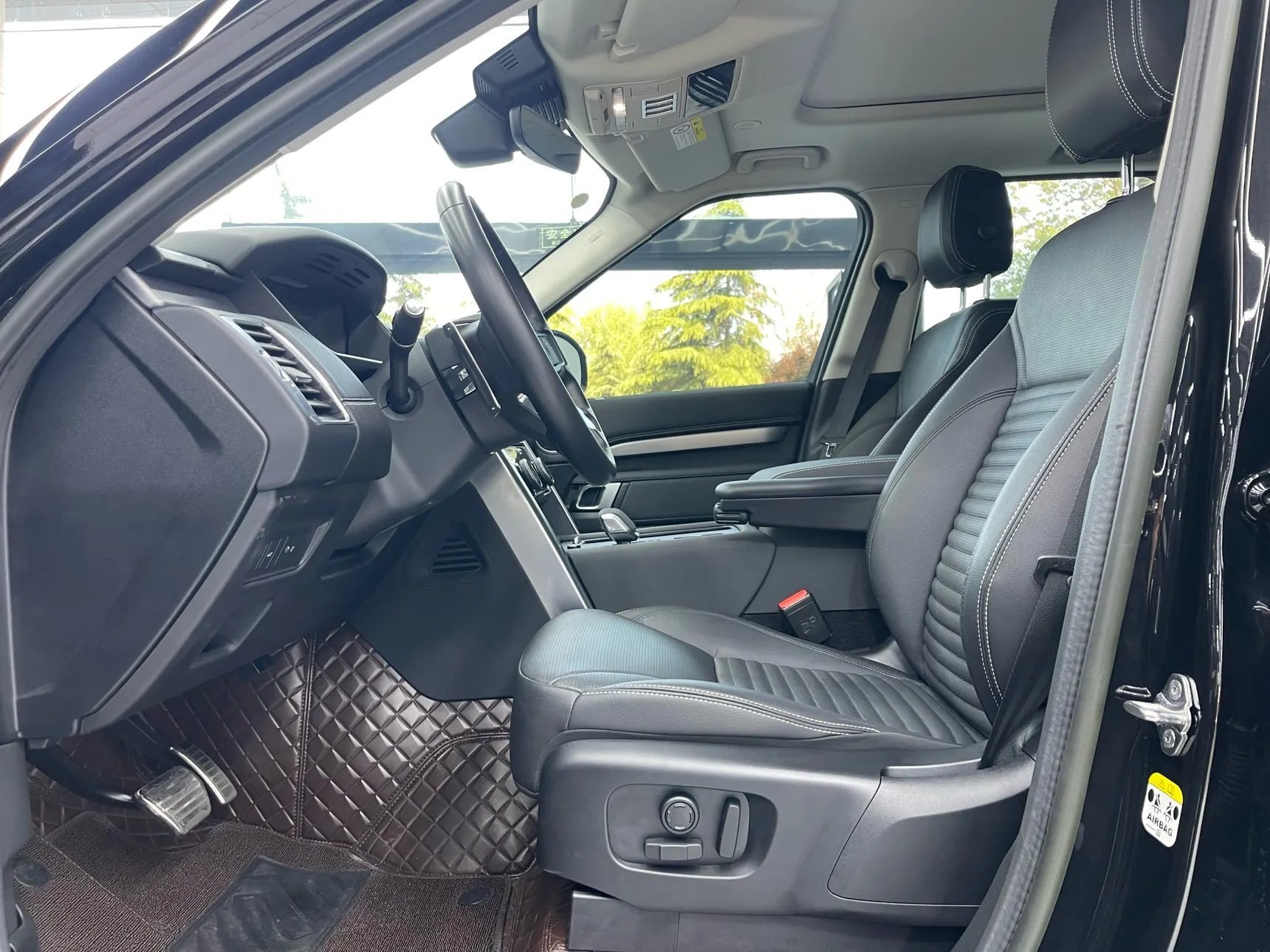 Land Rover Discovery, 2023 13