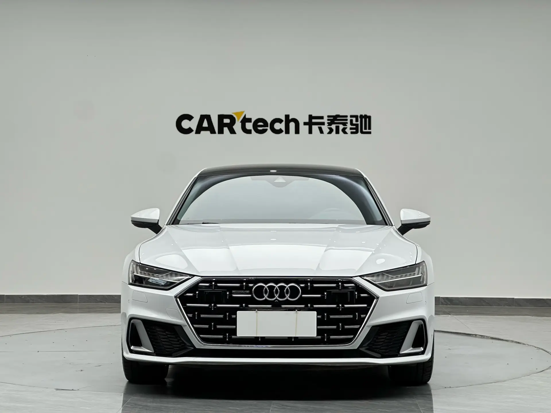 Audi A7L 45 TFSI, 2022 2