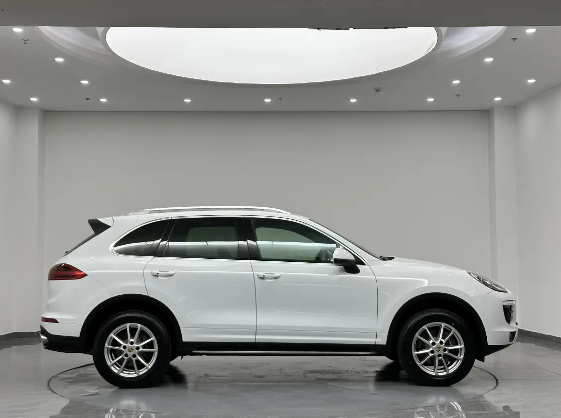 Porsche Cayenne, 2016 12