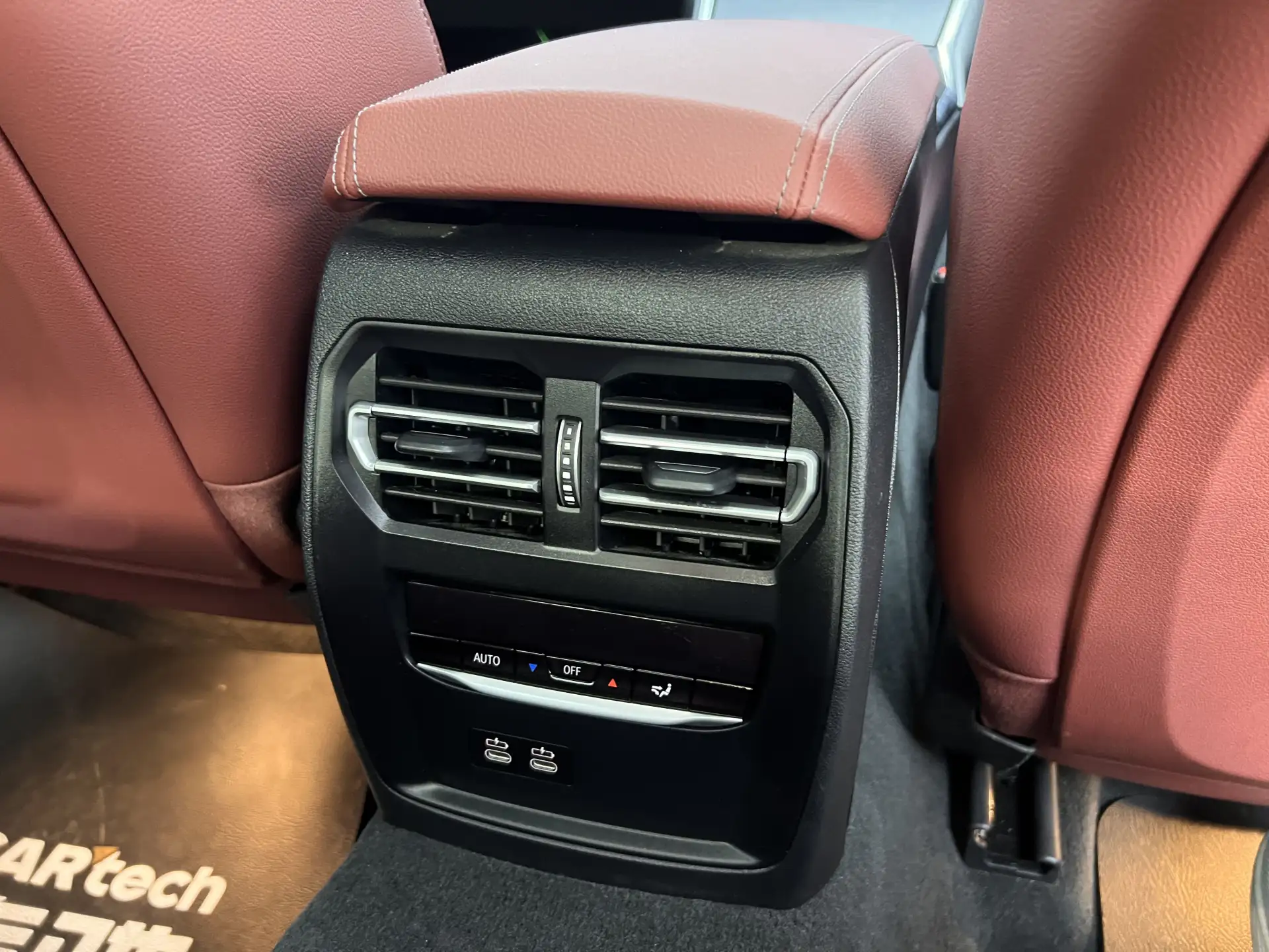 BMW 325i, 2024 23