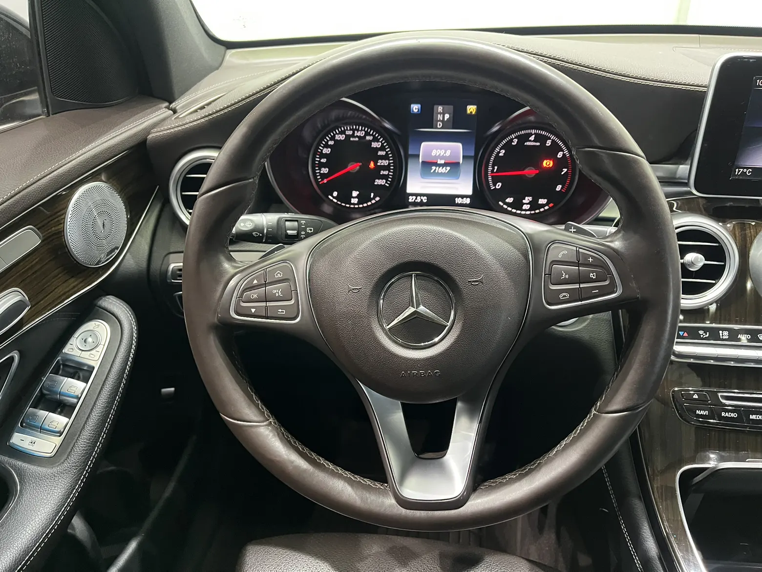 Mercedes-Benz GLC 260 L, 2019 11