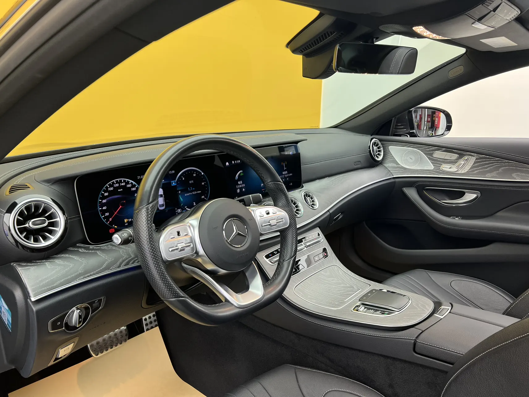 Mercedes-Benz CLS 300, 2021 35