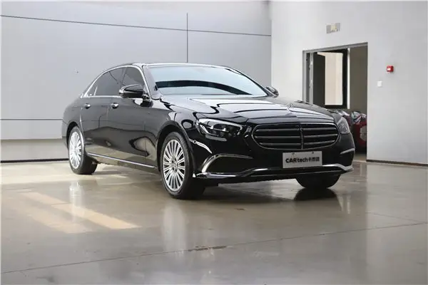 Mercedes-Benz E 300 L, 2023 26
