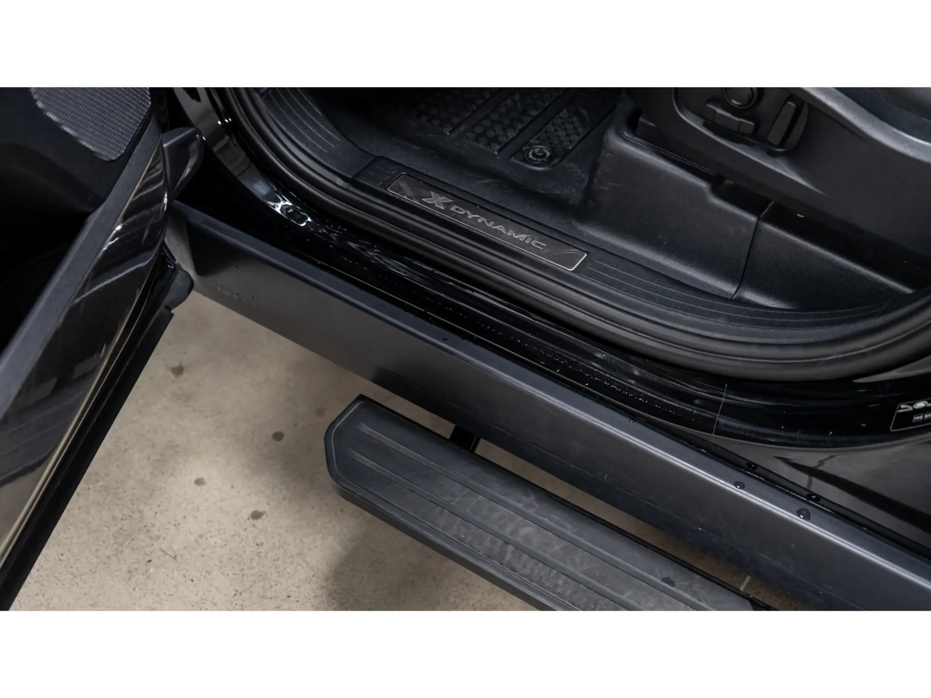 Land Rover Defender, 2024 13