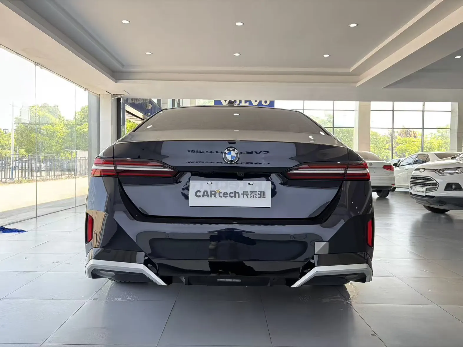 BMW 530Li, 2025 все фото