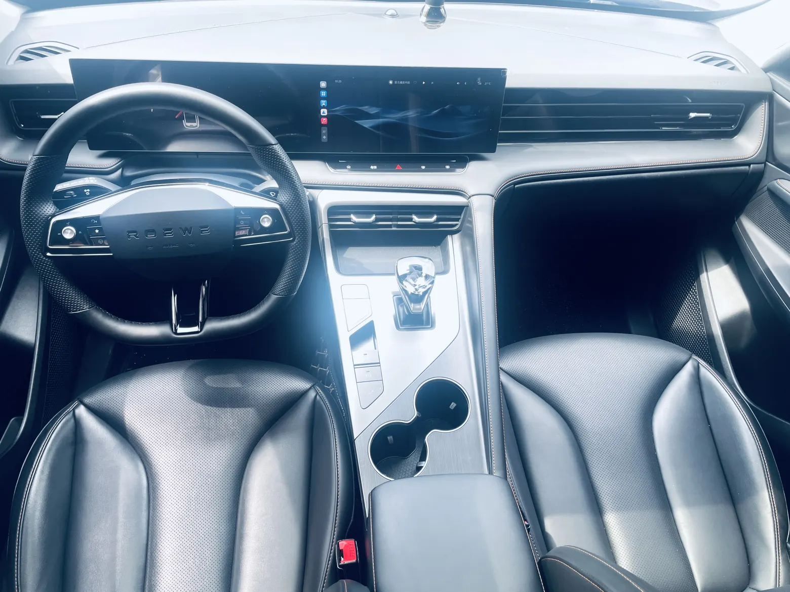 Roewe RX5, 2023 13