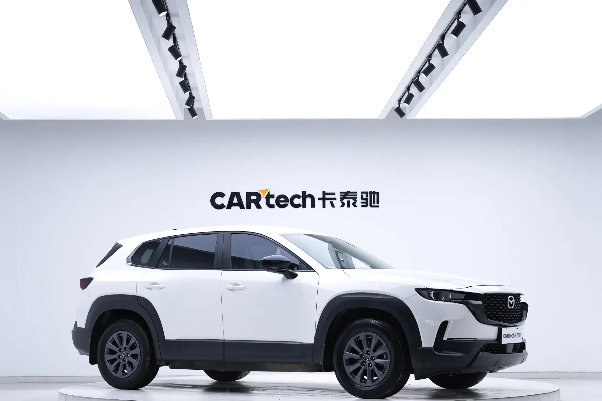 Mazda CX-50, 2023 12