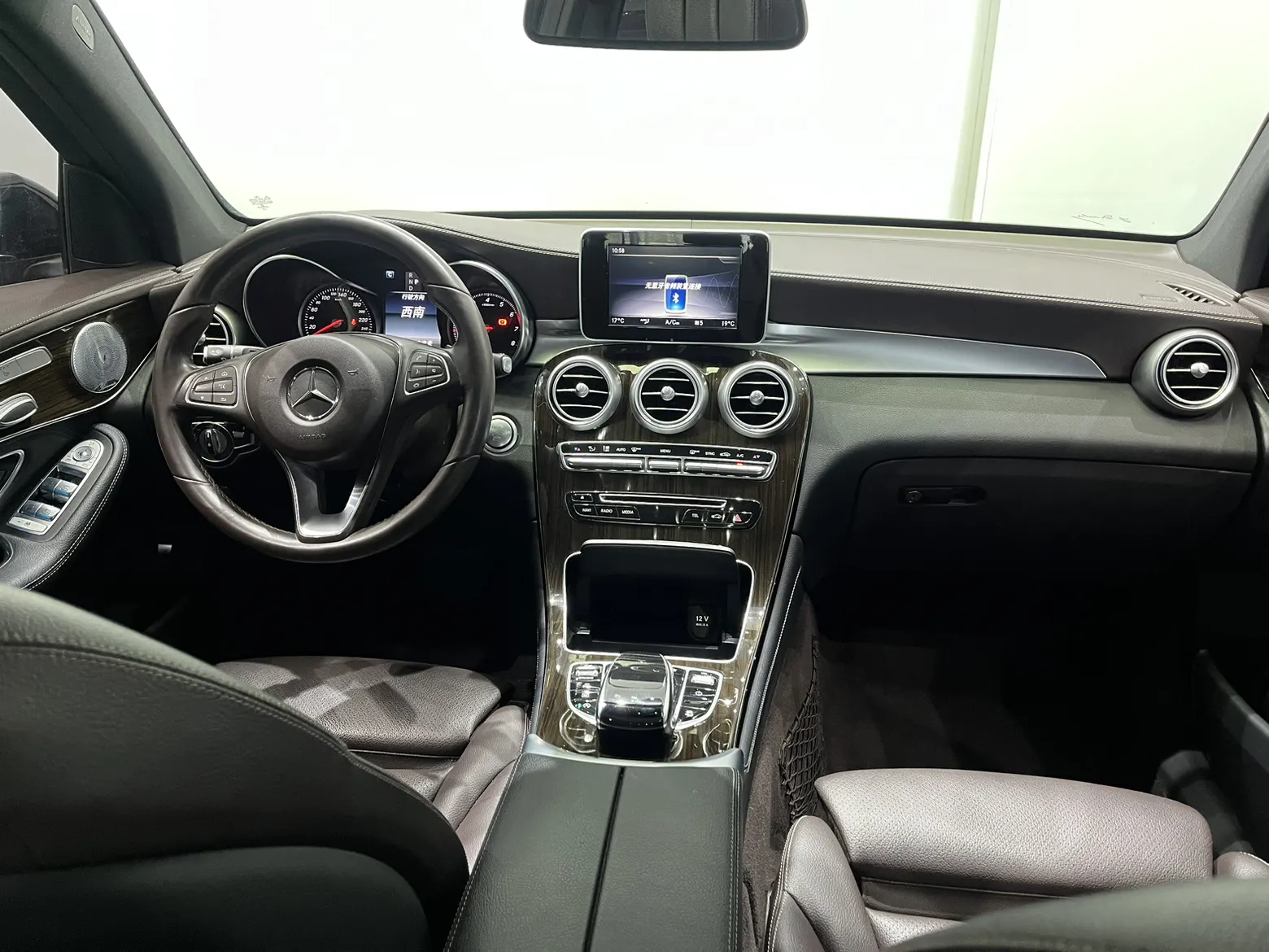Mercedes-Benz GLC 260 L, 2019 10