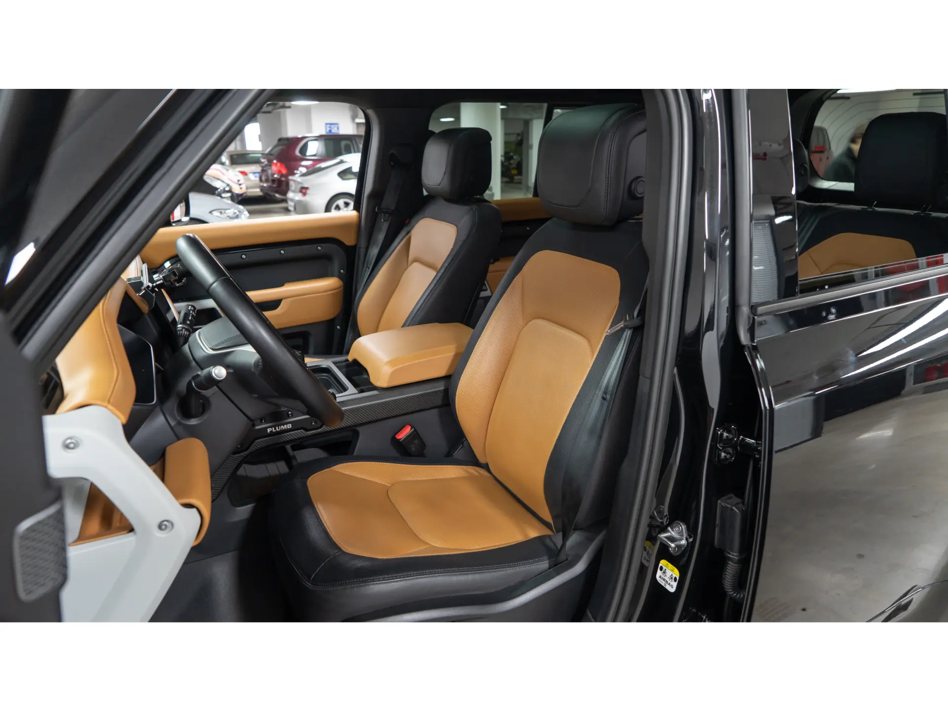Land Rover Defender, 2024 14