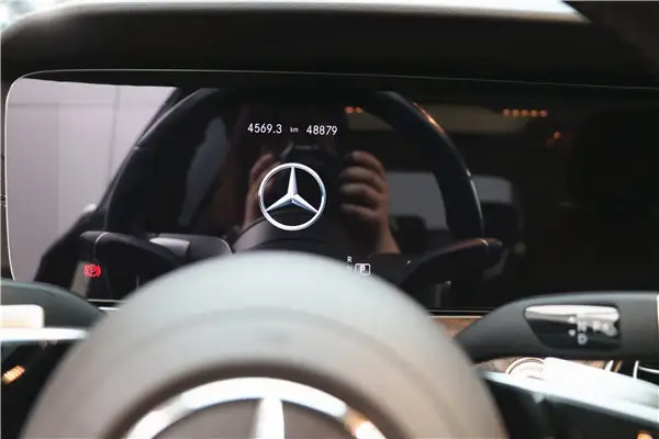 Mercedes-Benz E 300 L, 2023 3