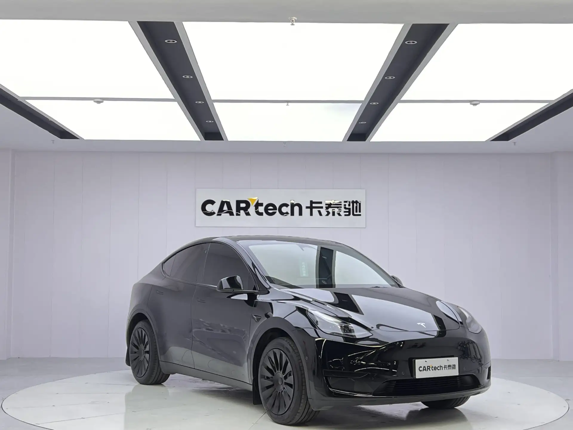 Tesla Model Y, 2024 2