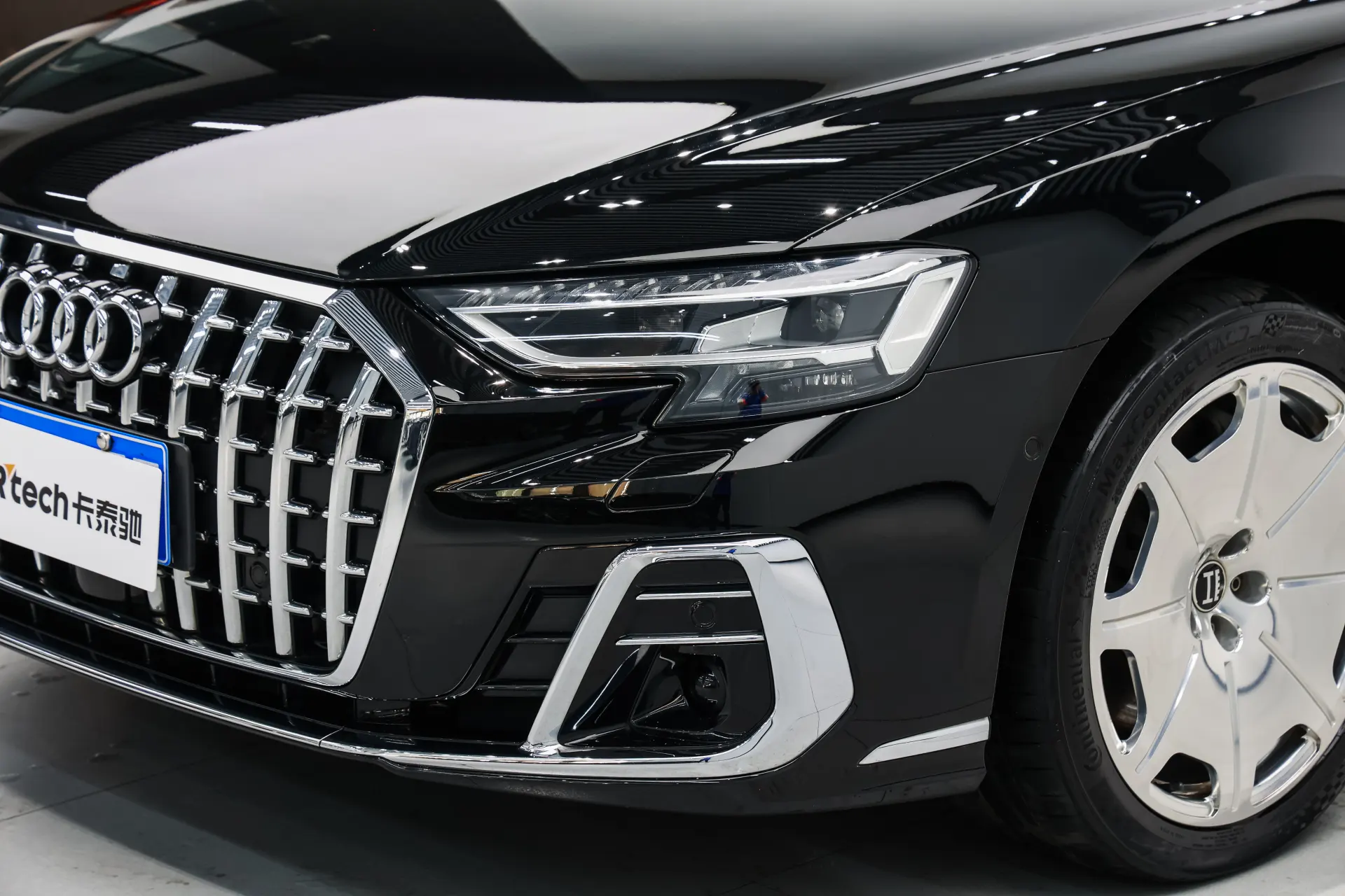 Audi A8L, 2022 11