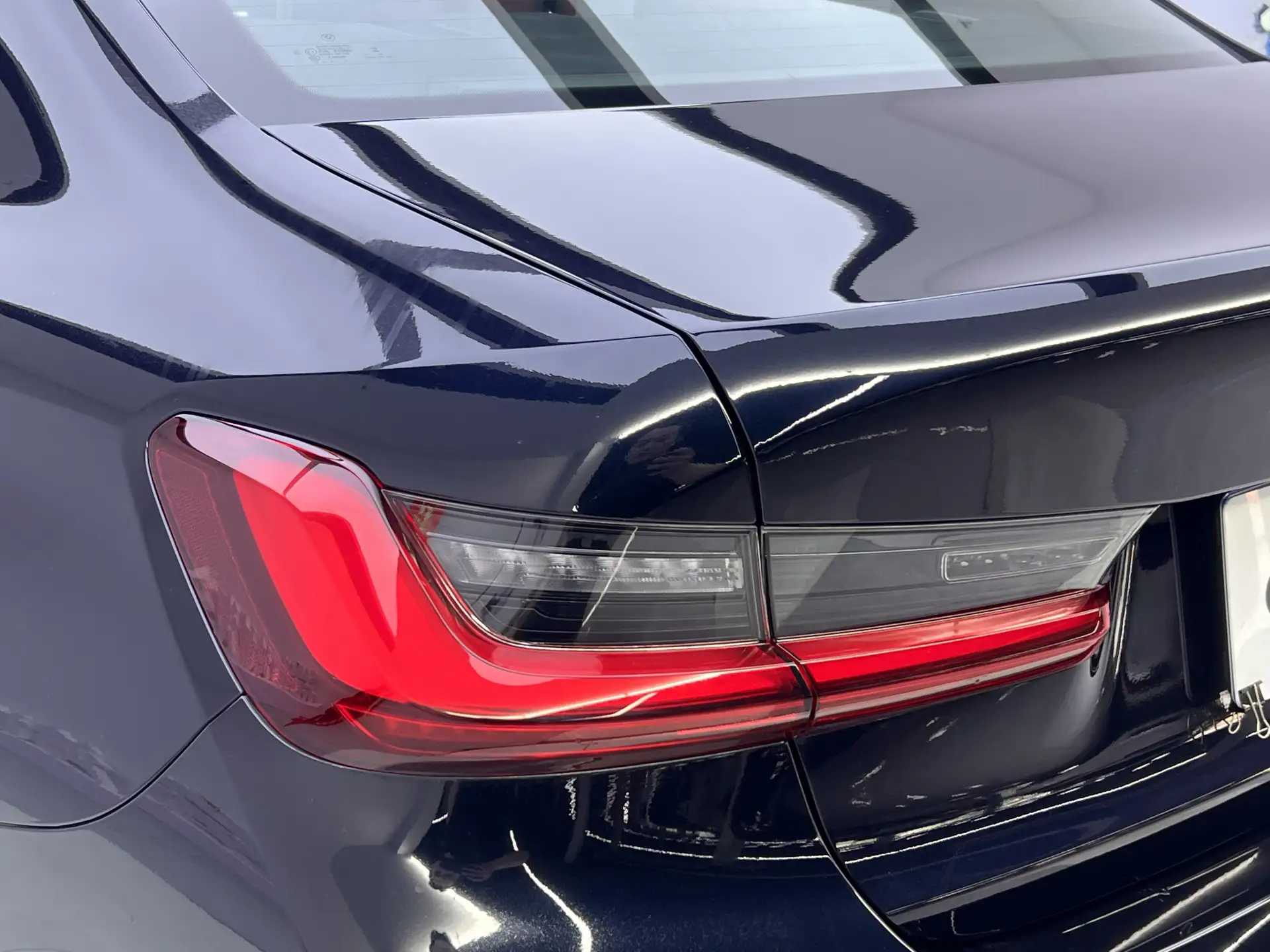 BMW 325i, 2024 10