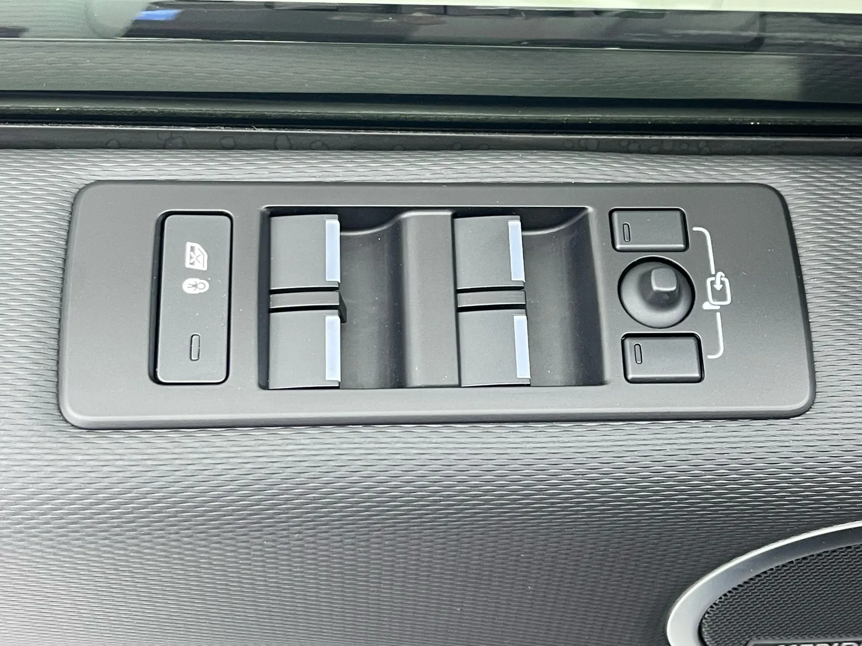 Land Rover Discovery, 2023 12