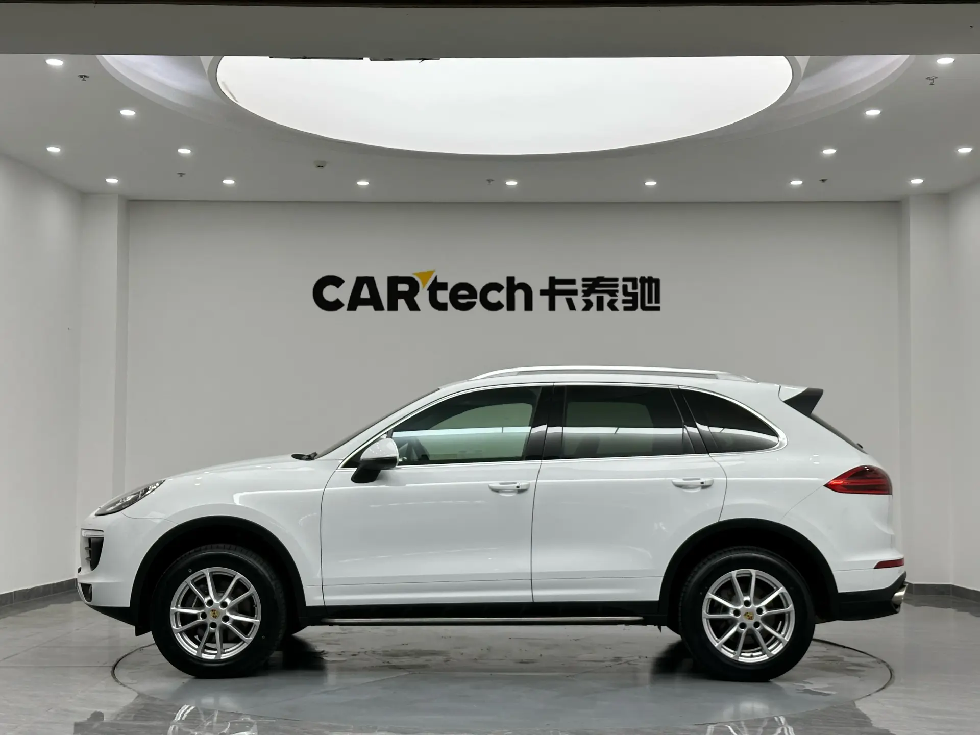 Porsche Cayenne, 2016 все фото