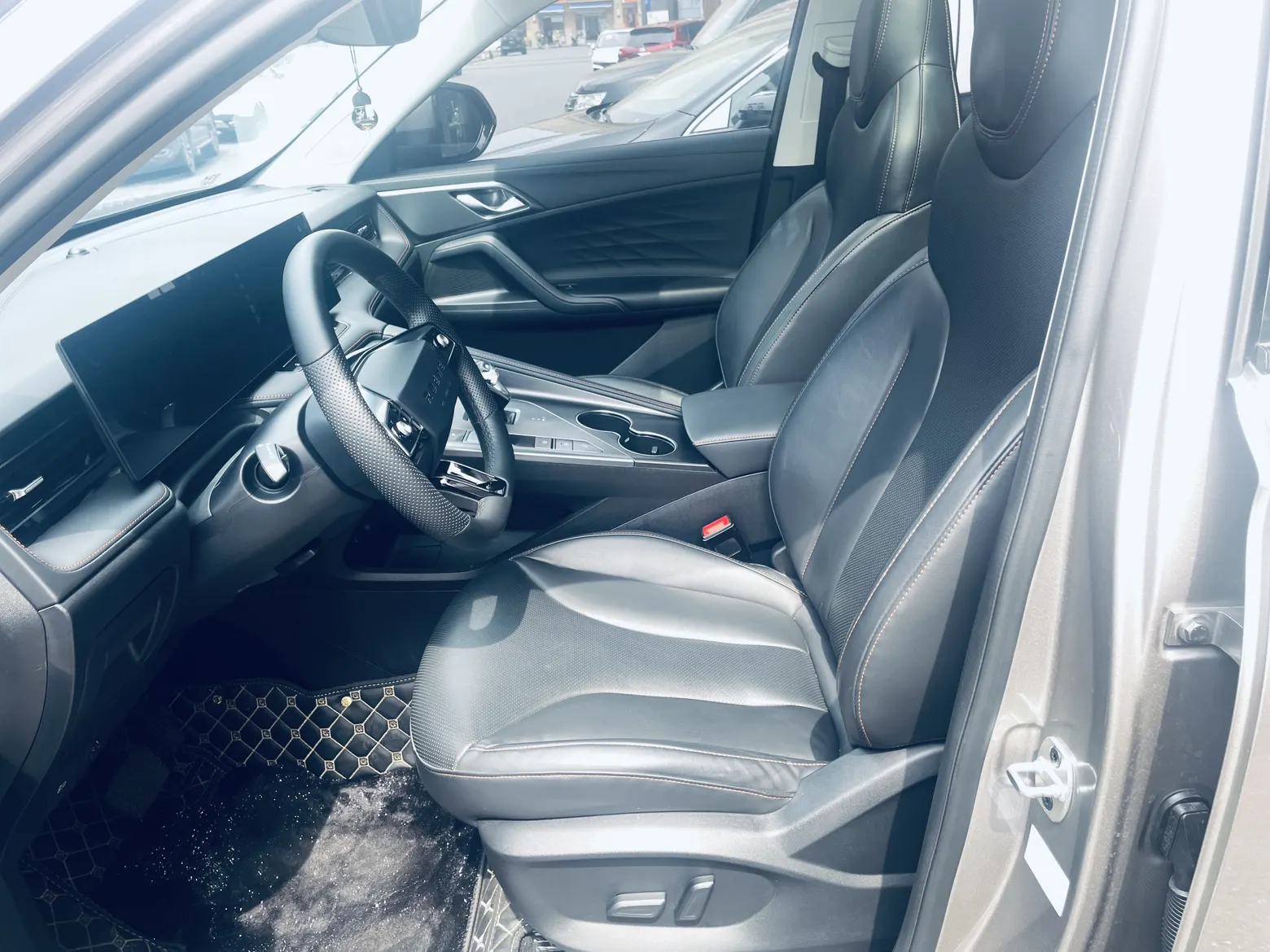 Roewe RX5, 2023 10