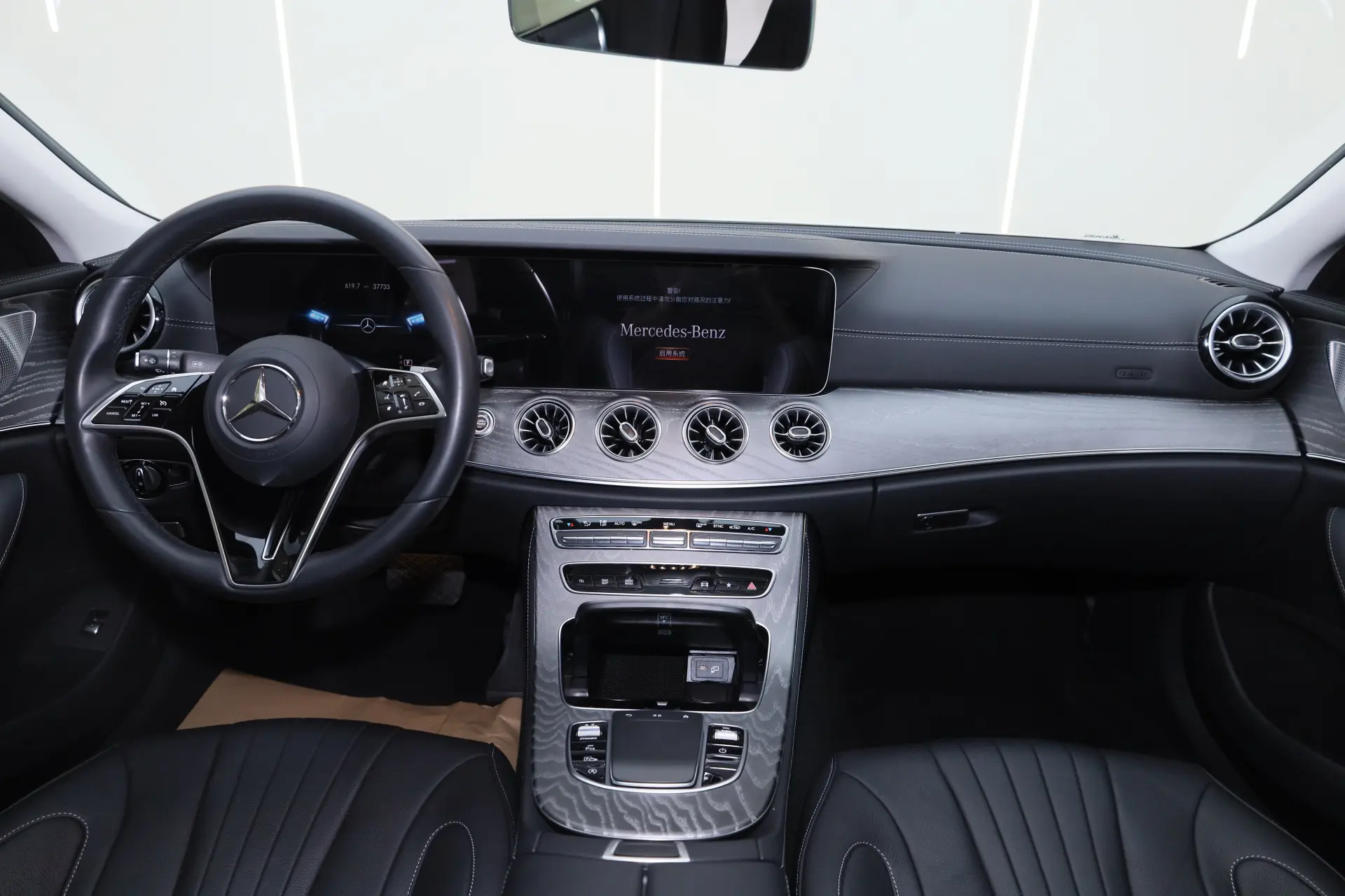 Mercedes-Benz CLS 300, 2022 15