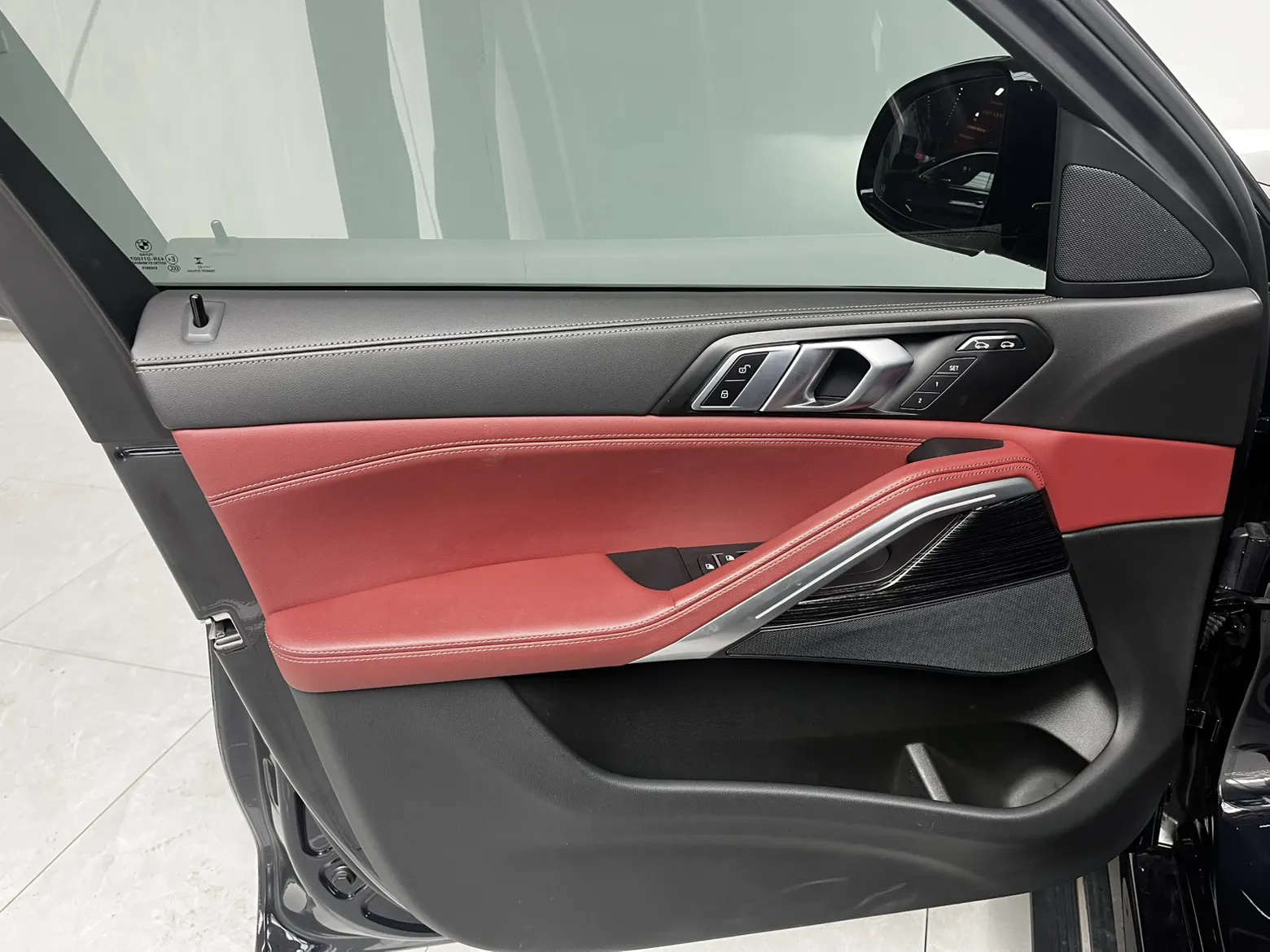 BMW X6, 2024 10