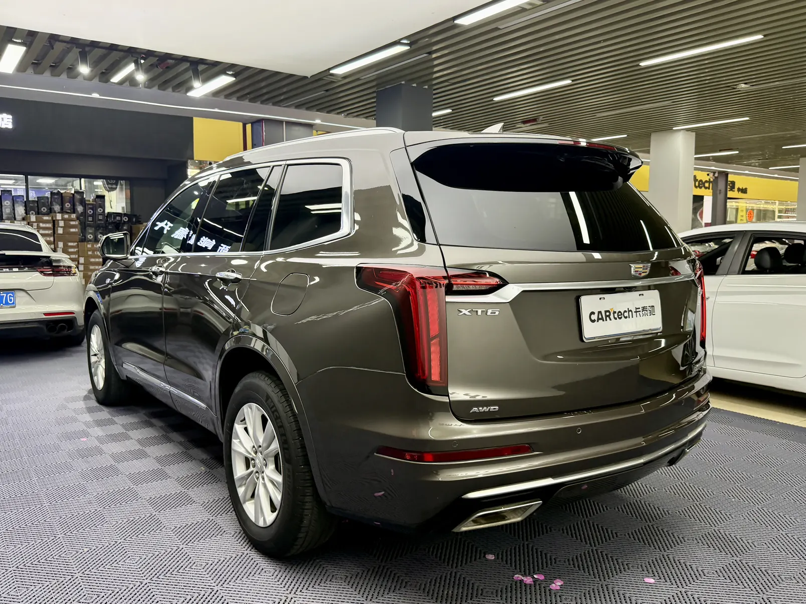 Cadillac XT6, 2023 4