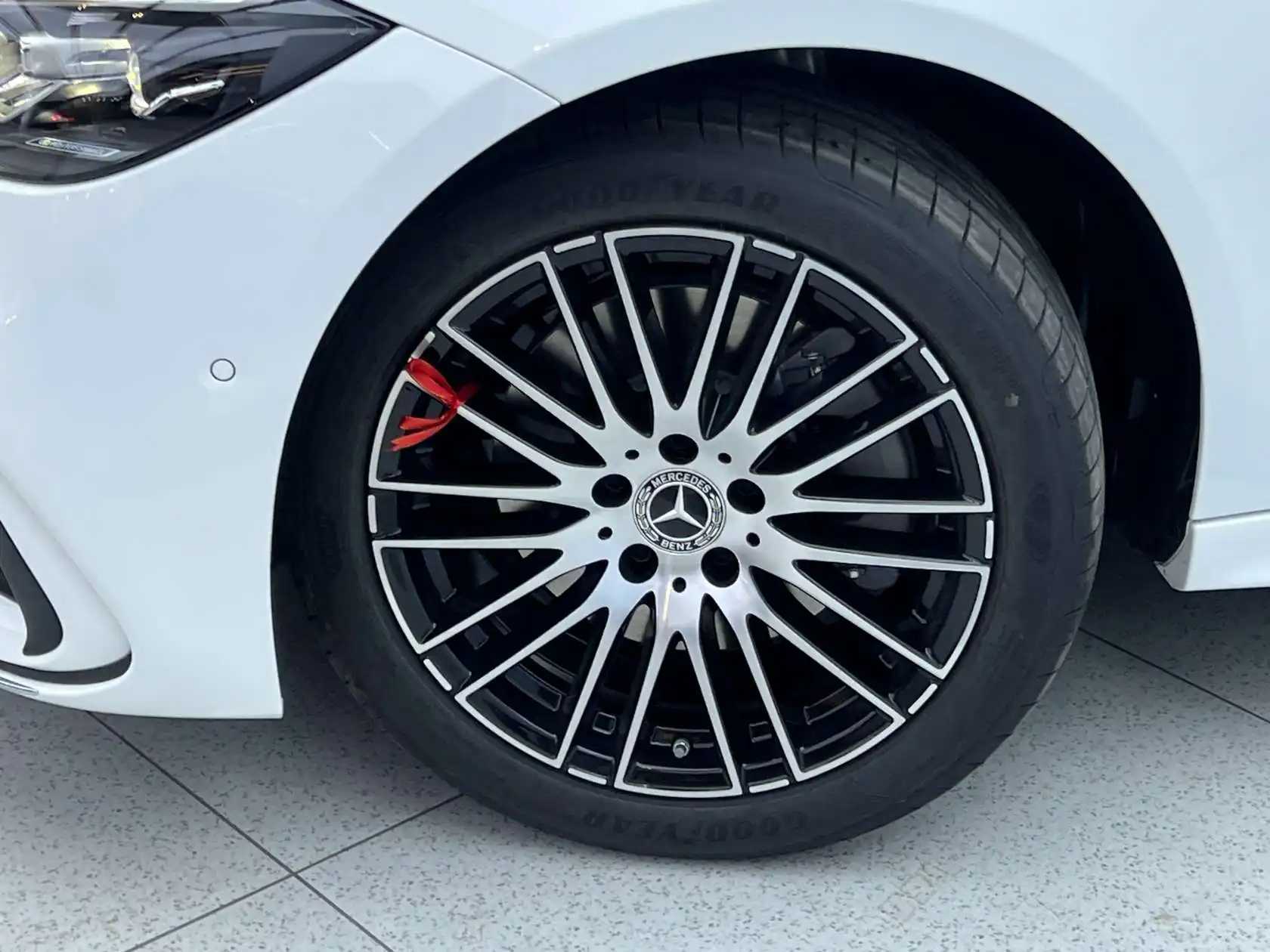 Mercedes-Benz C 260 L, 2026 29