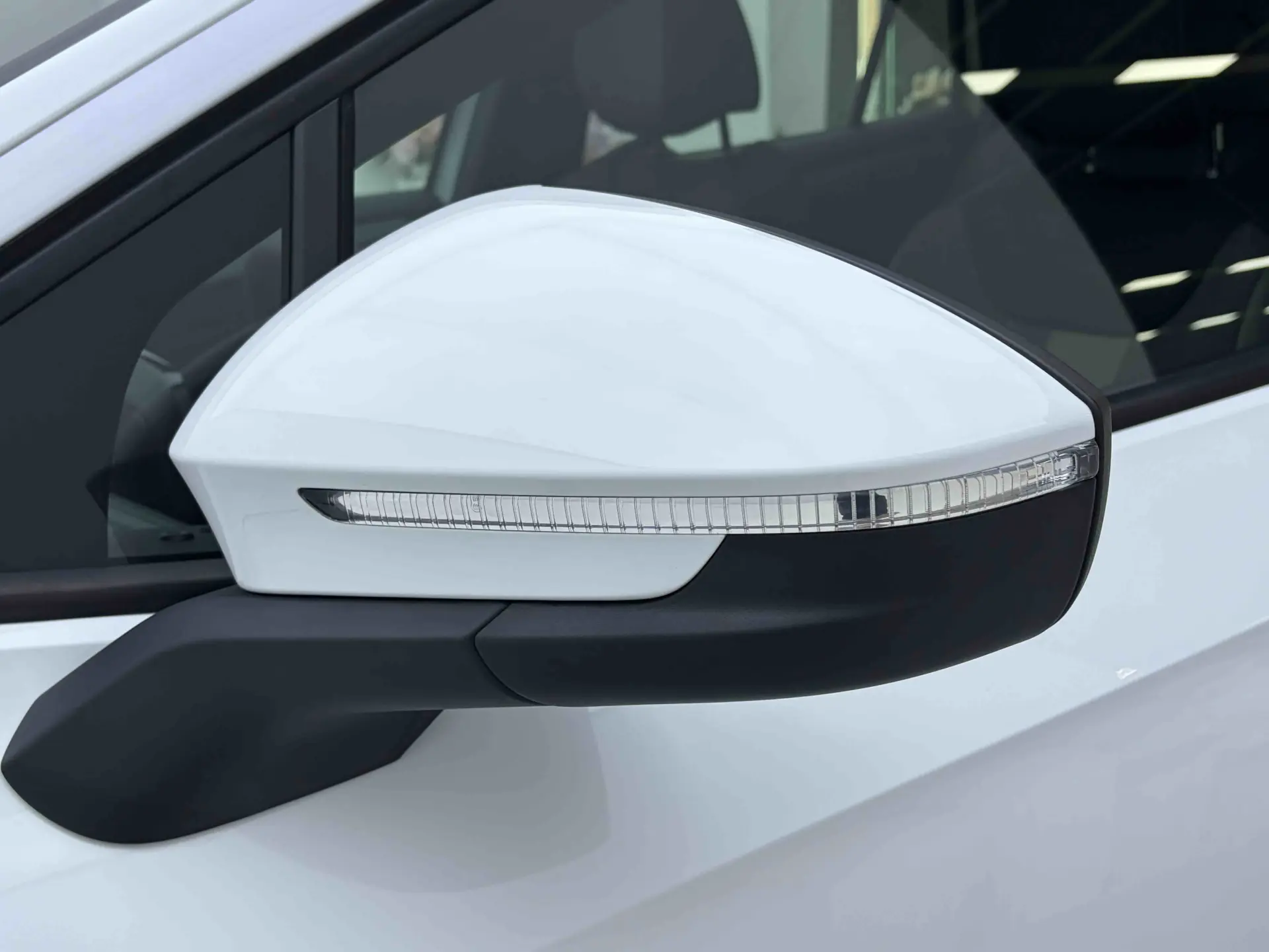 Volkswagen ID.4, 2025 24