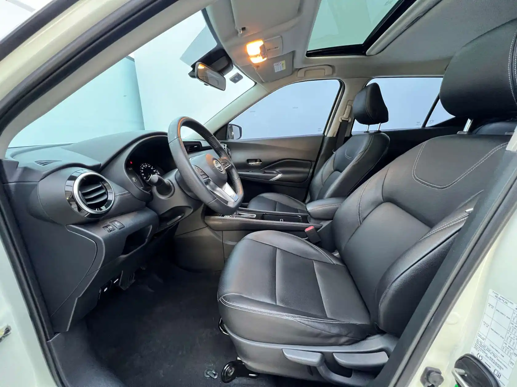 Nissan Kicks, 2023 10