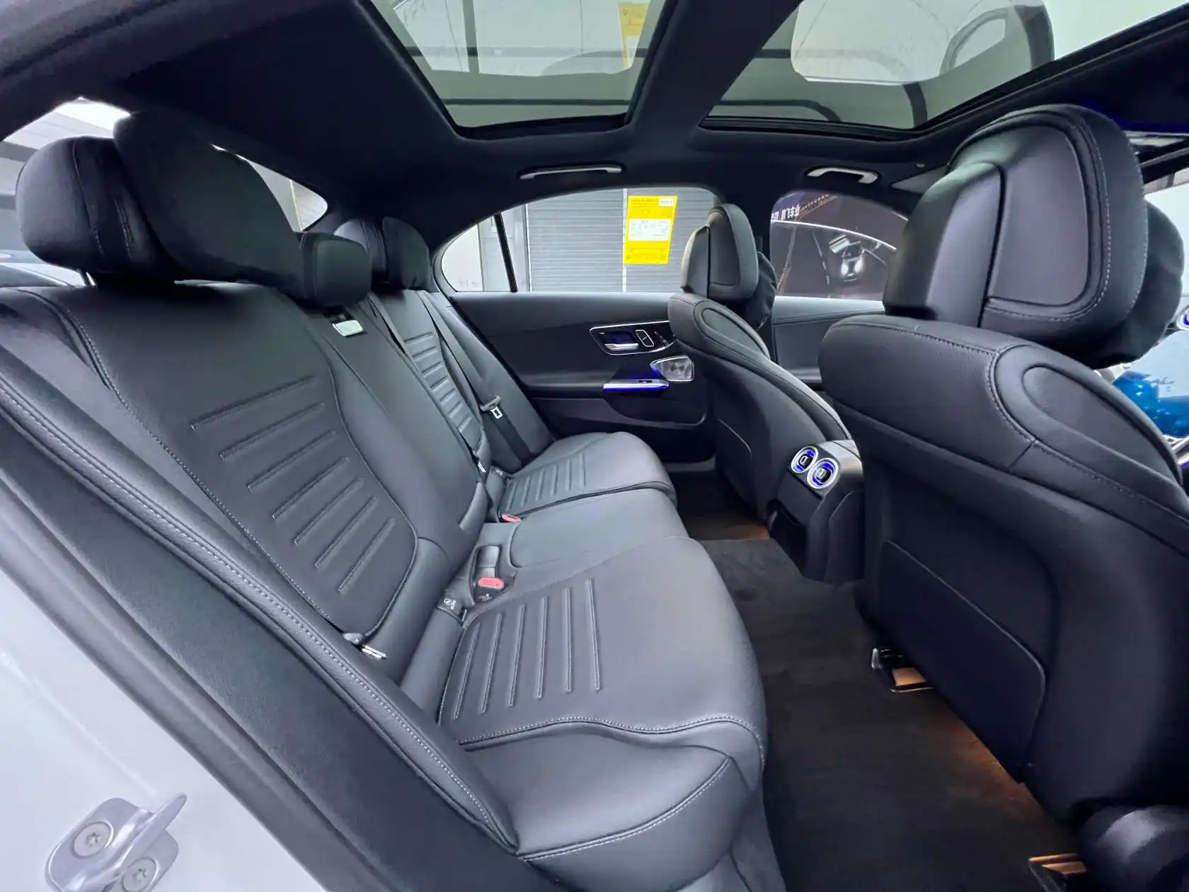 Mercedes-Benz C 260 L, 2026 15