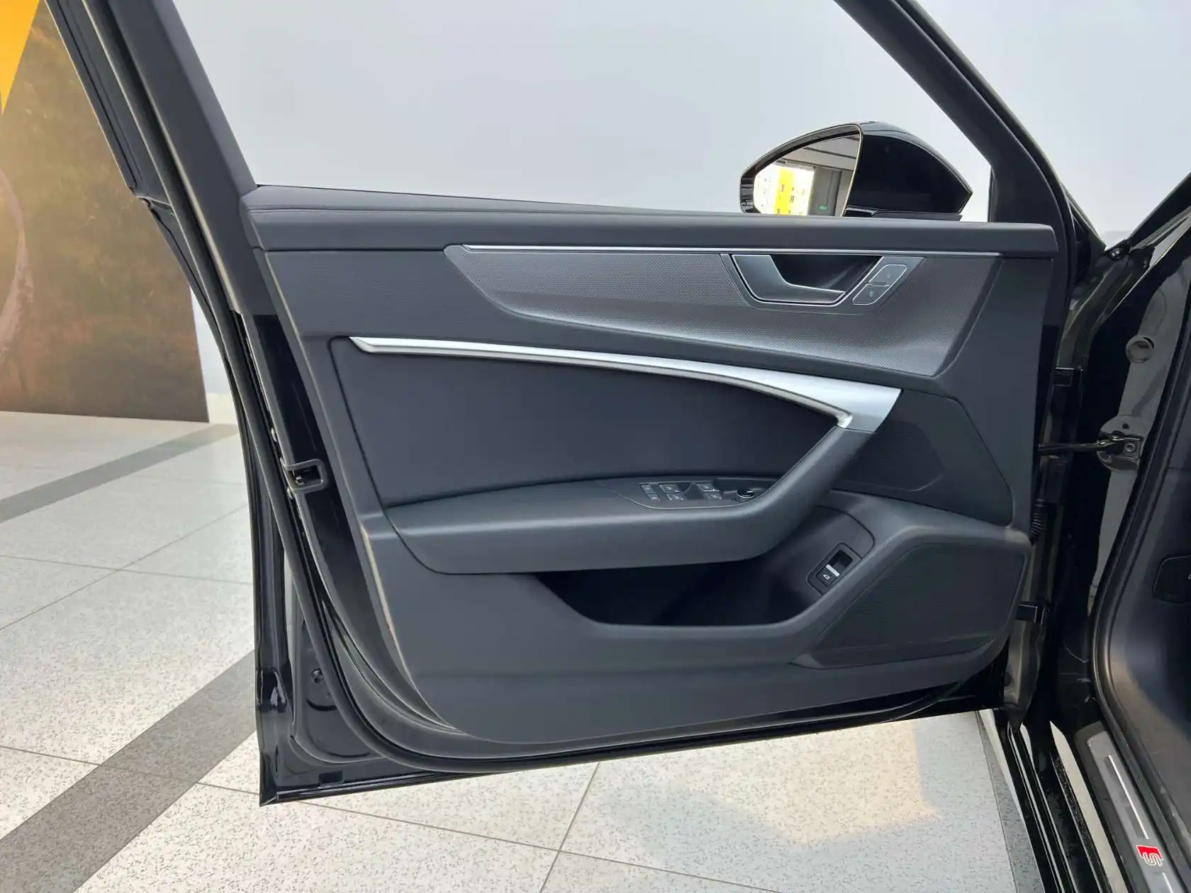 Audi A6L 45 TFSI, 2025 11