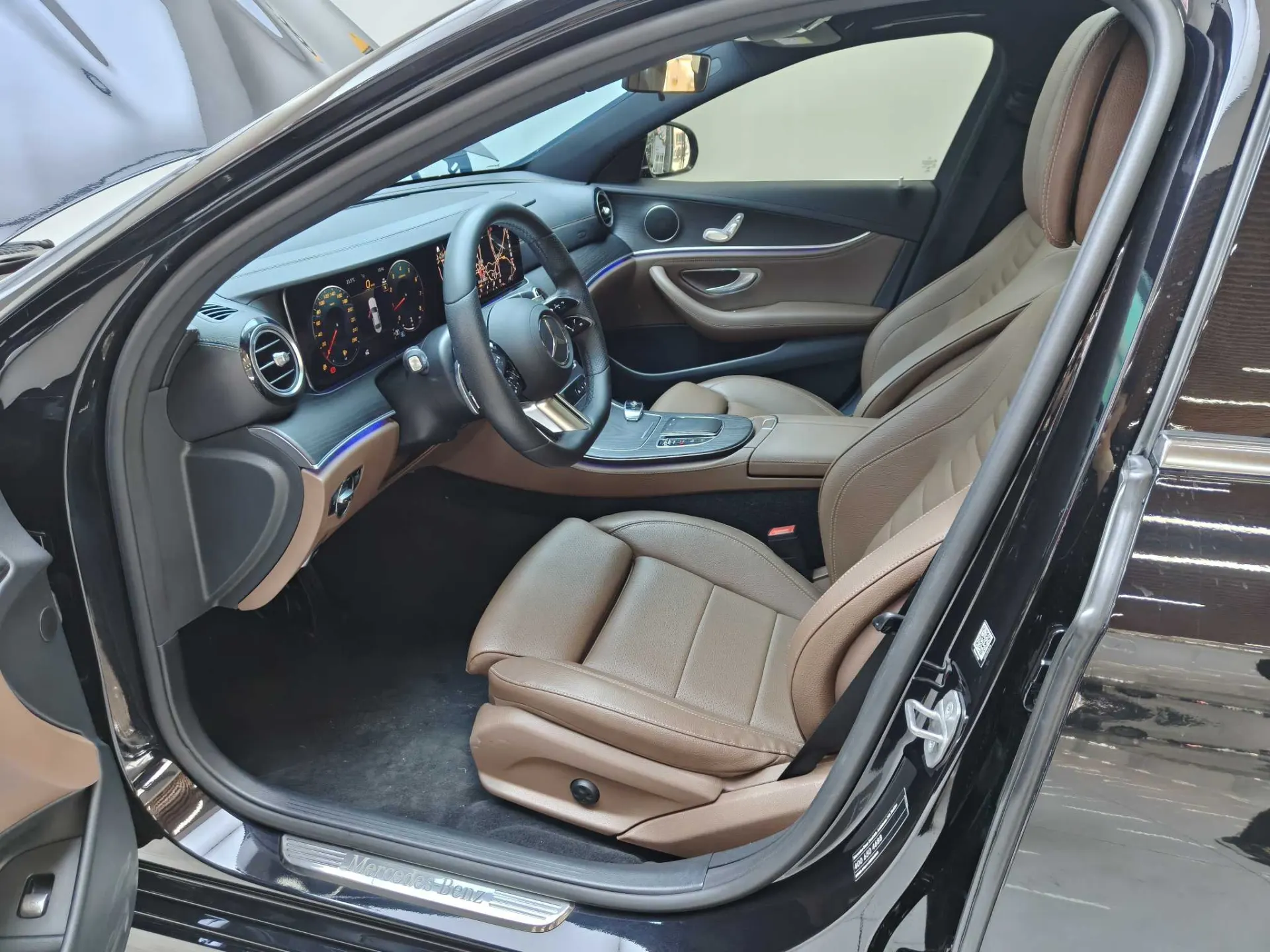 Mercedes-Benz E 260 L, 2022 17