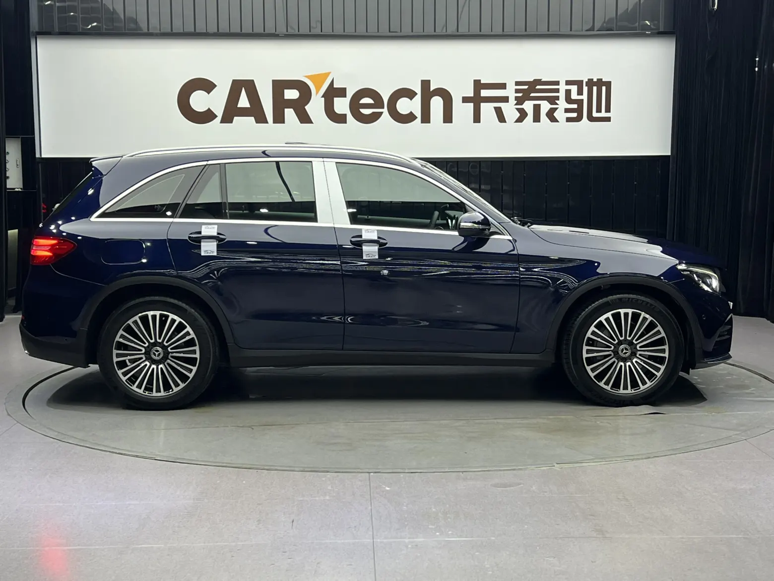 Mercedes-Benz GLC 260 4MATIC, 2018 4