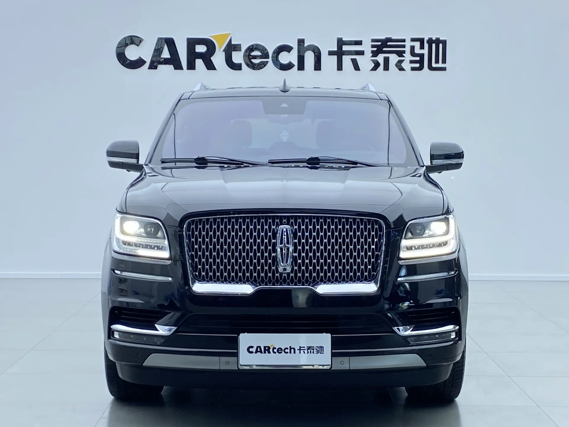 Lincoln Navigator, 2021 2