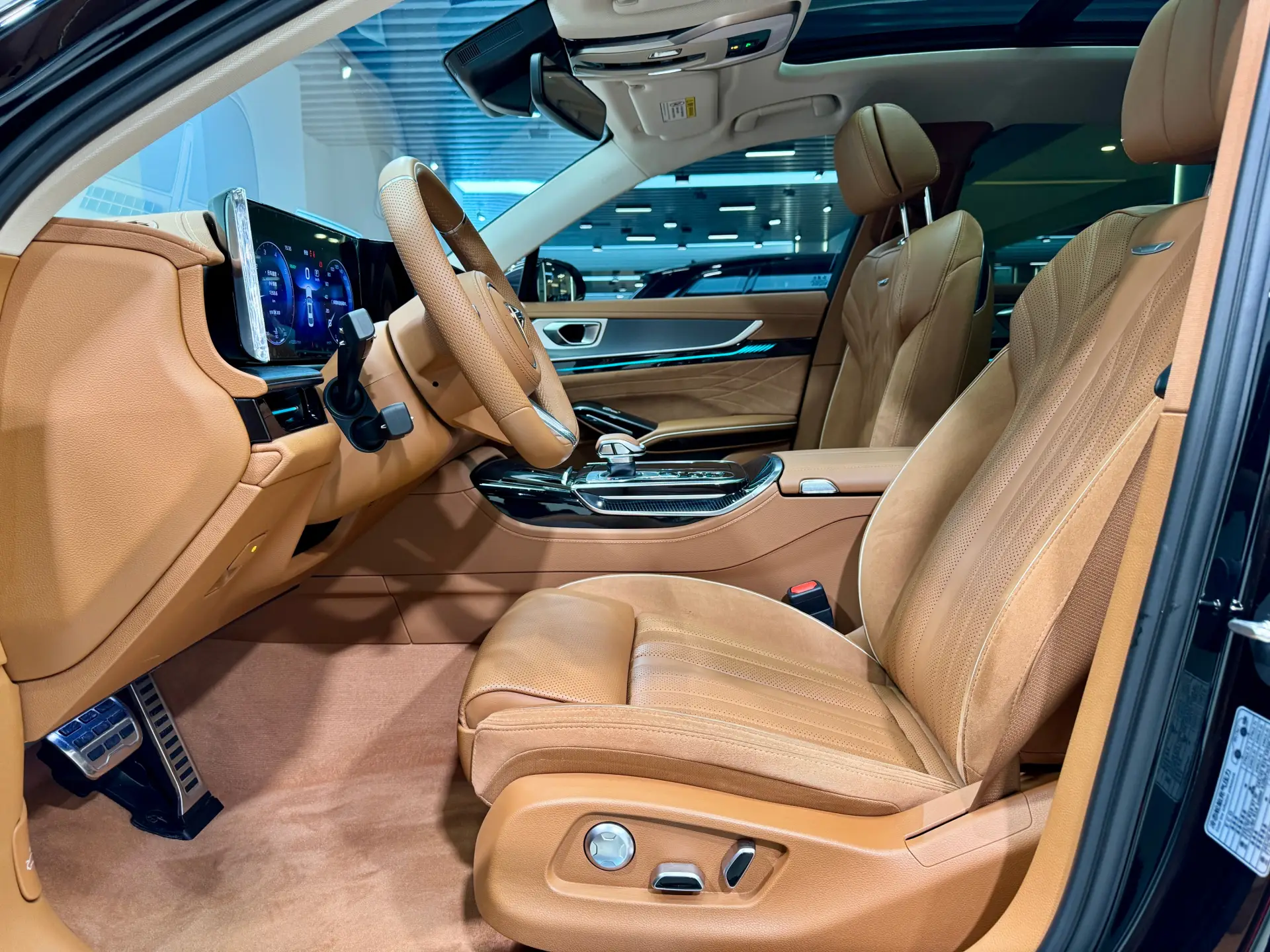 Hongqi H9, 2024 6
