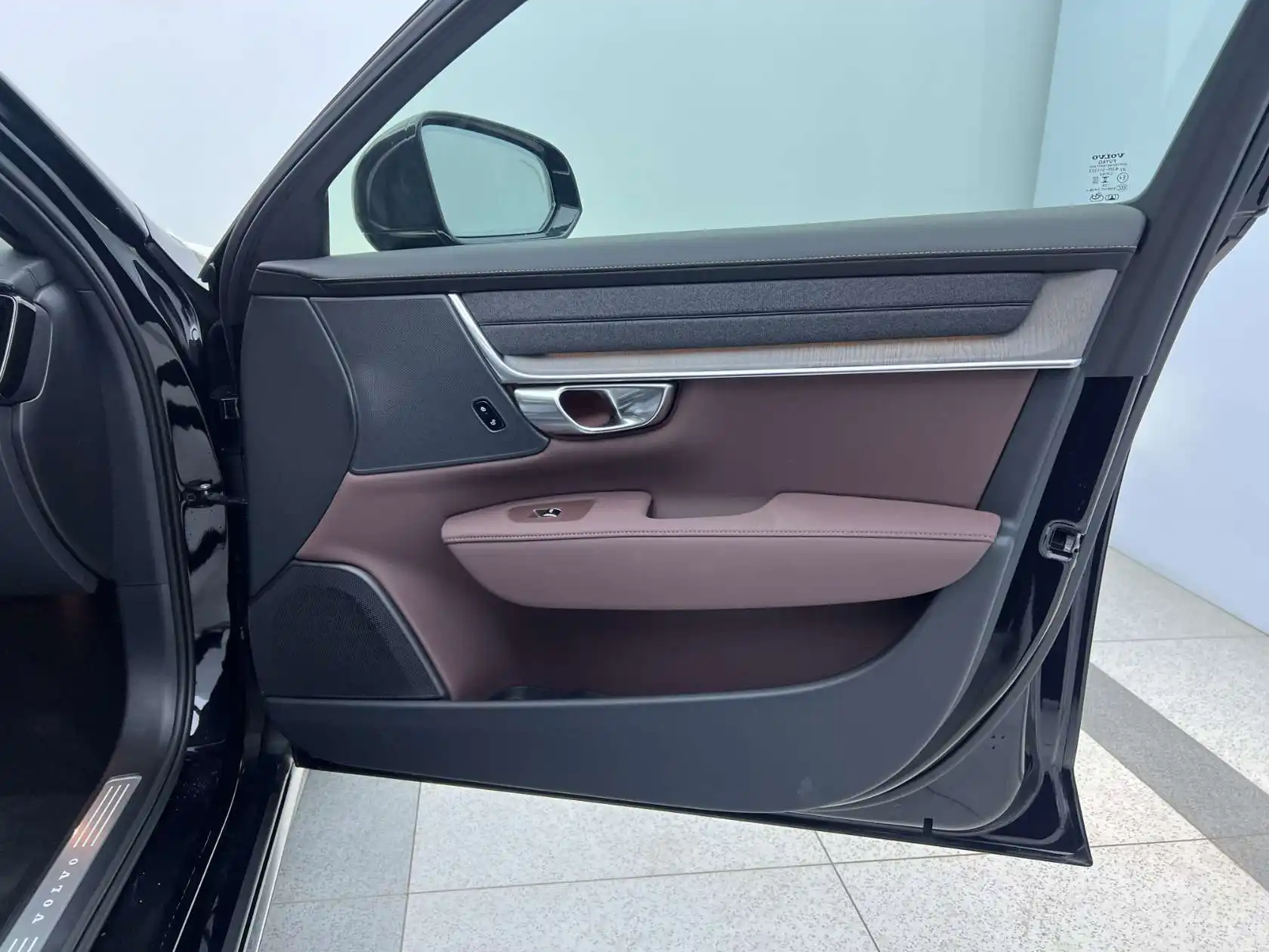Volvo S90, 2025 21
