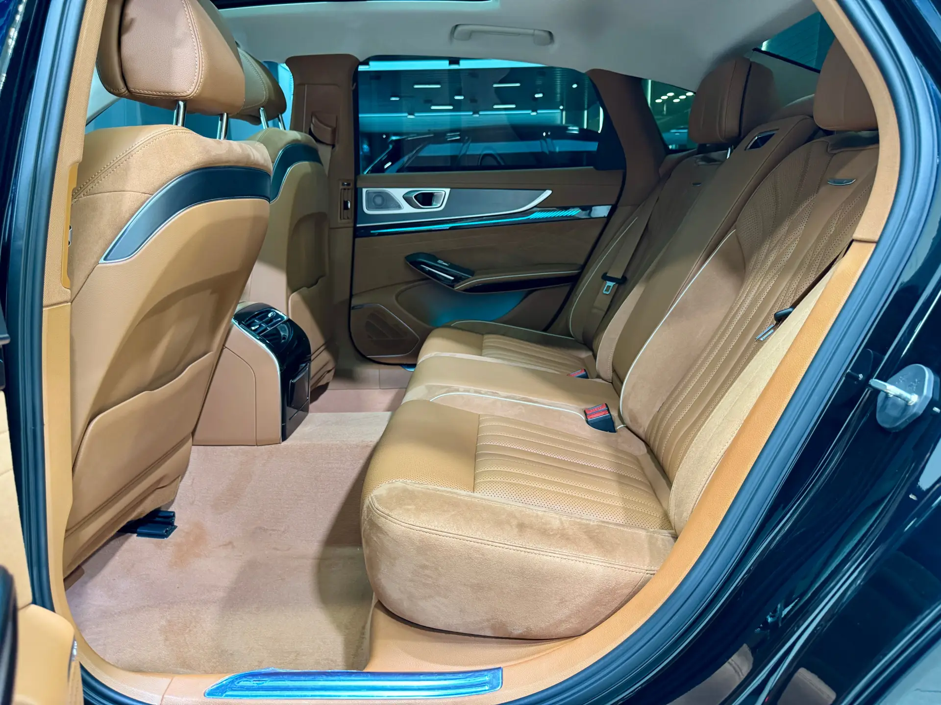 Hongqi H9, 2024 17