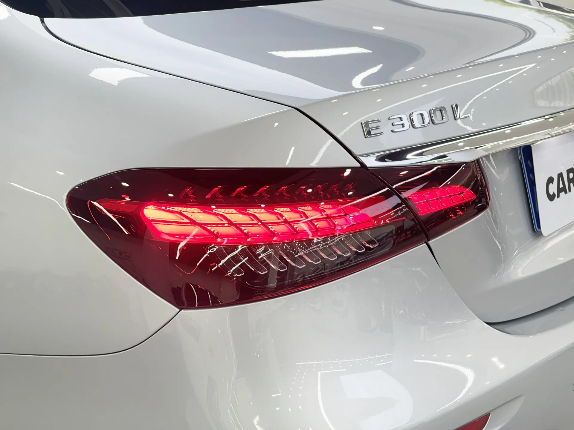 Mercedes-Benz E 300 L, 2024 8