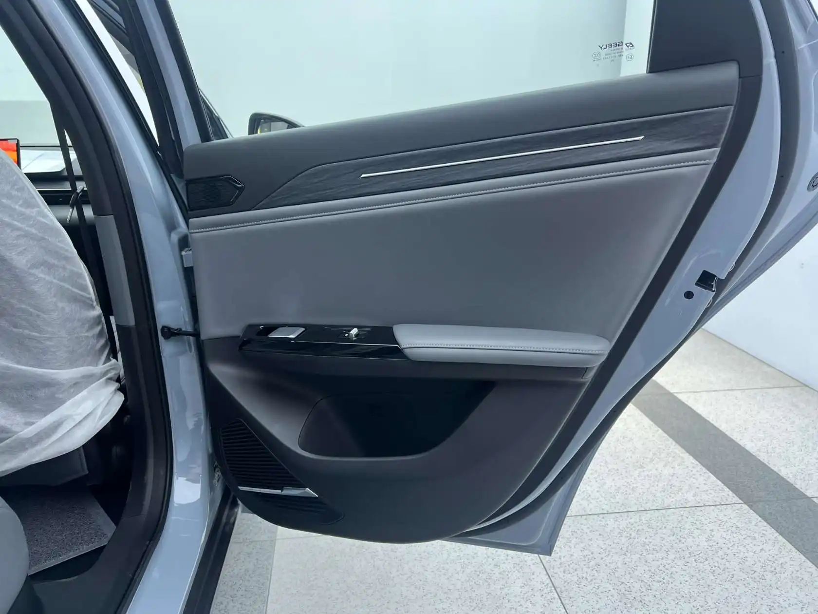 Geely Galaxy Galaxy L6, 2025 16