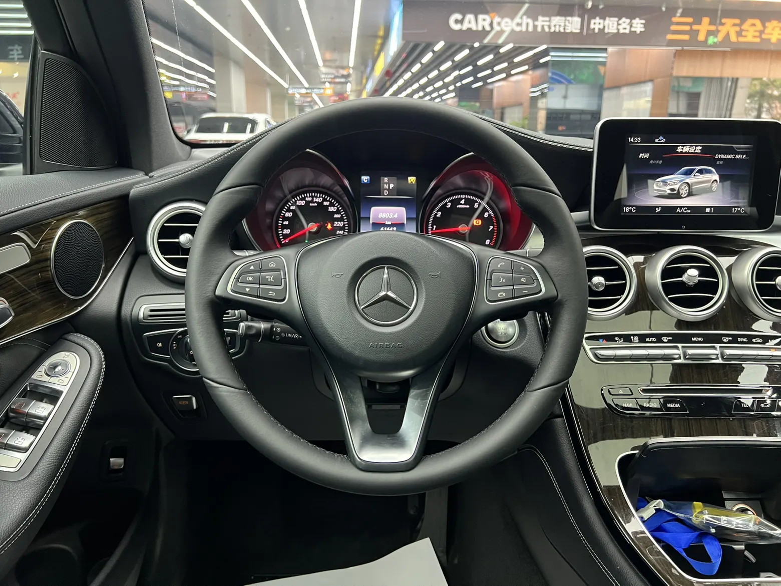 Mercedes-Benz GLC 260 4MATIC, 2018 24