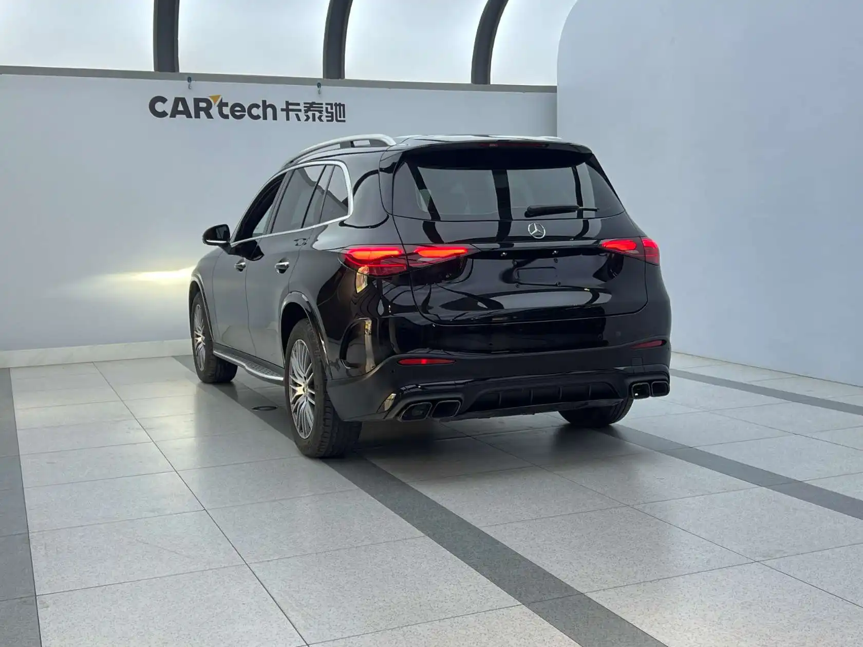 Mercedes-Benz GLC 300 L, 2024 4