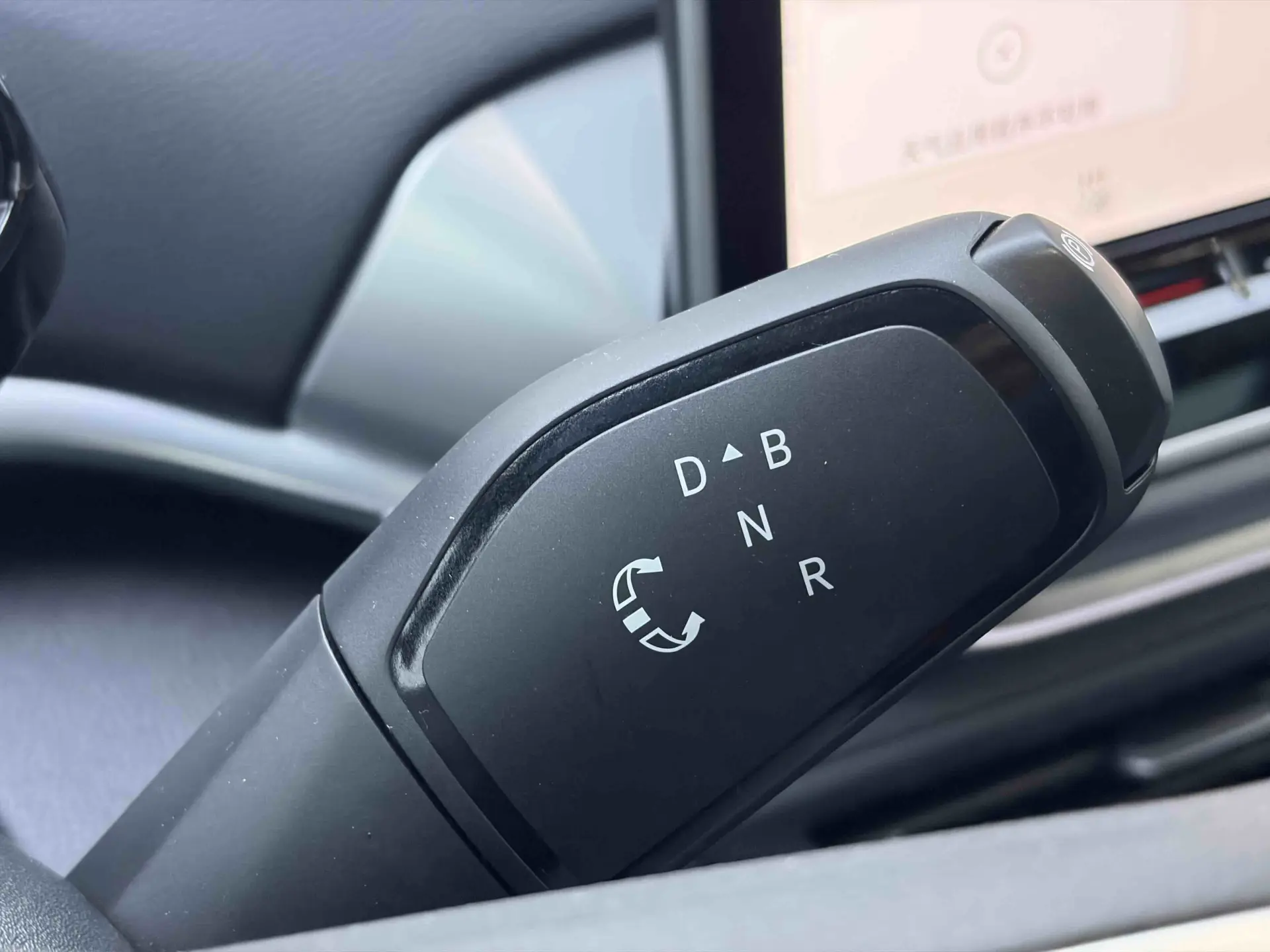 Volkswagen ID.4, 2025 12