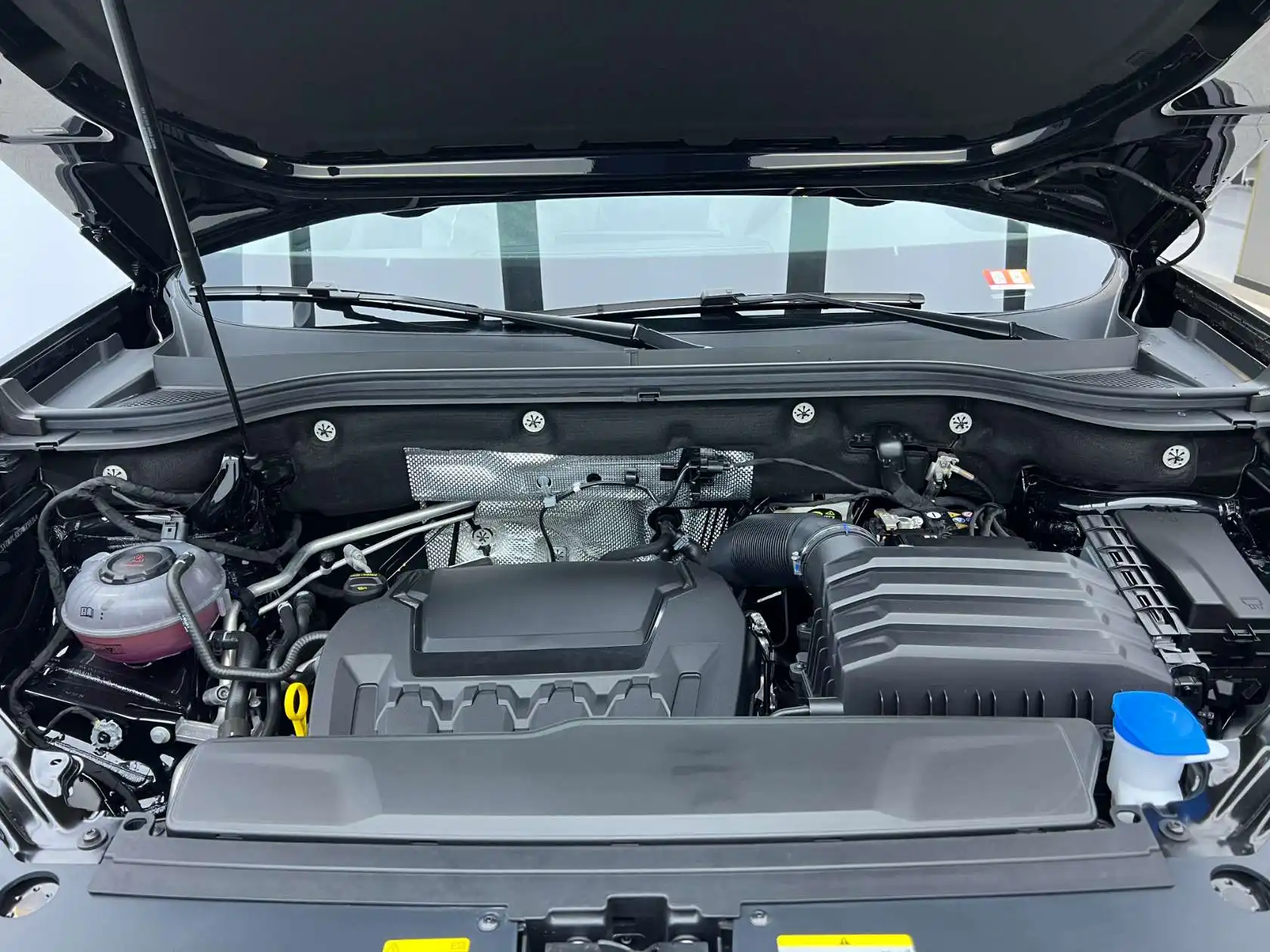 Volkswagen Teramont, 2025 27