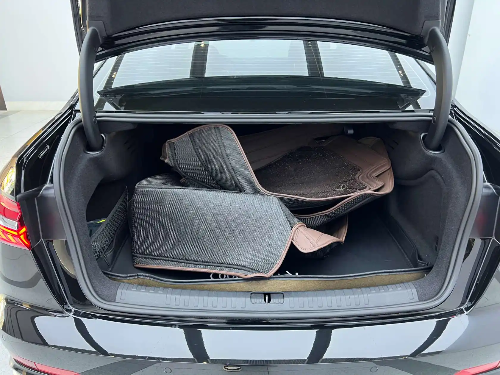 Audi A6L 45 TFSI, 2025 28