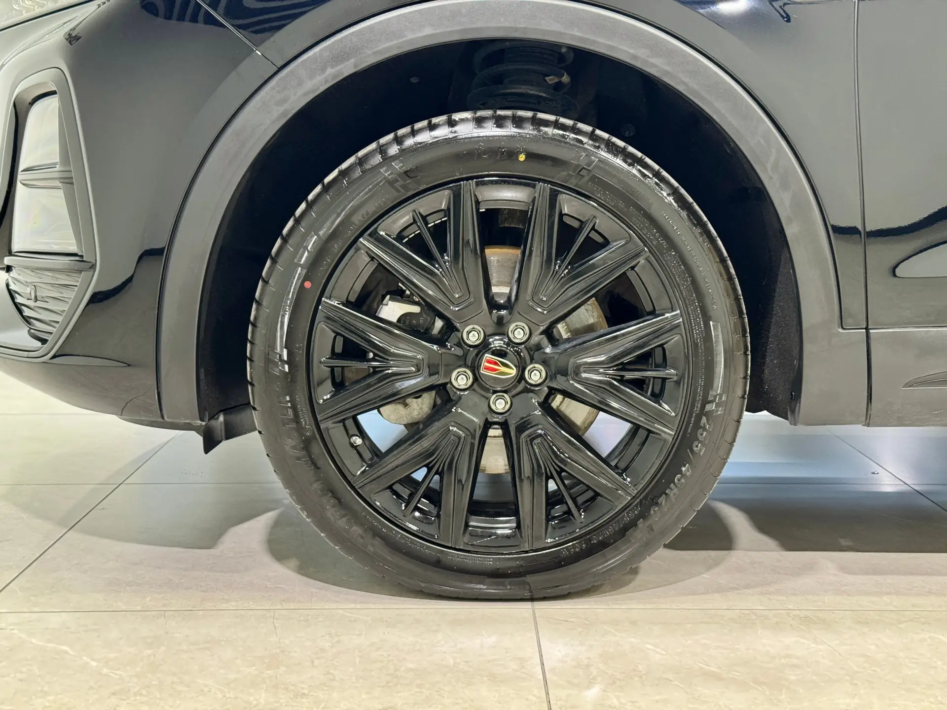 Hongqi HS5, 2024 3