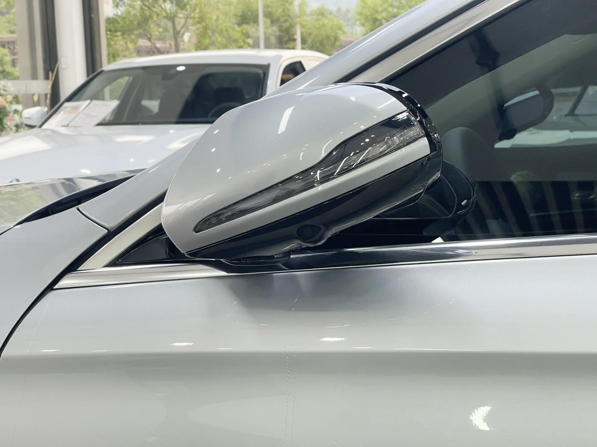 Mercedes-Benz E 300 L, 2024 11