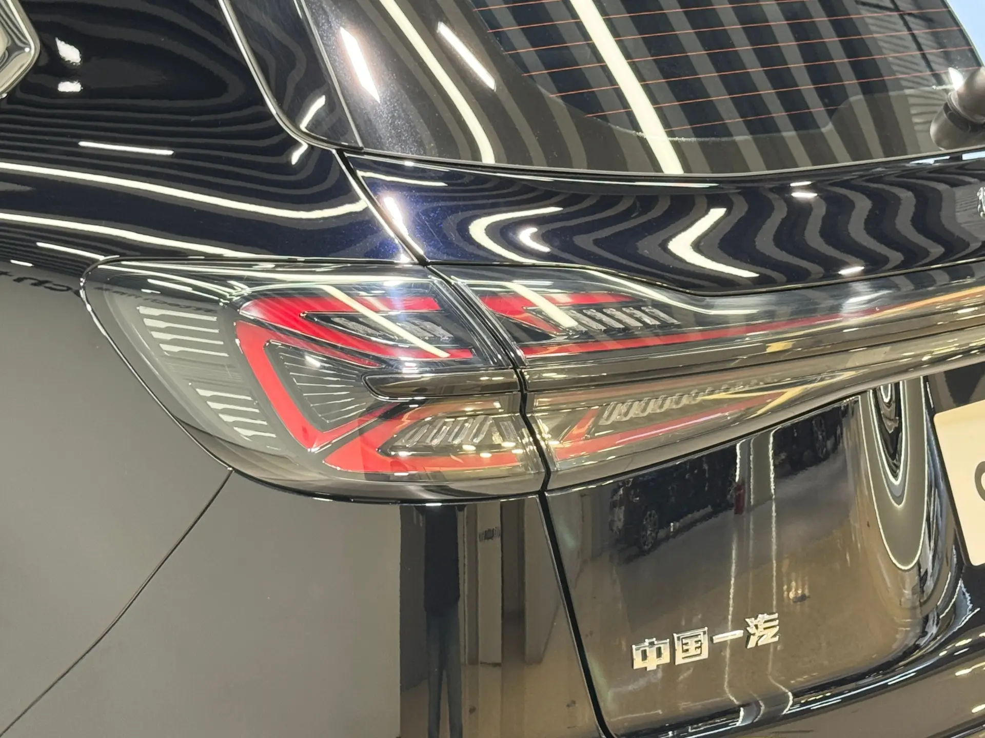 Hongqi HS5, 2024 4