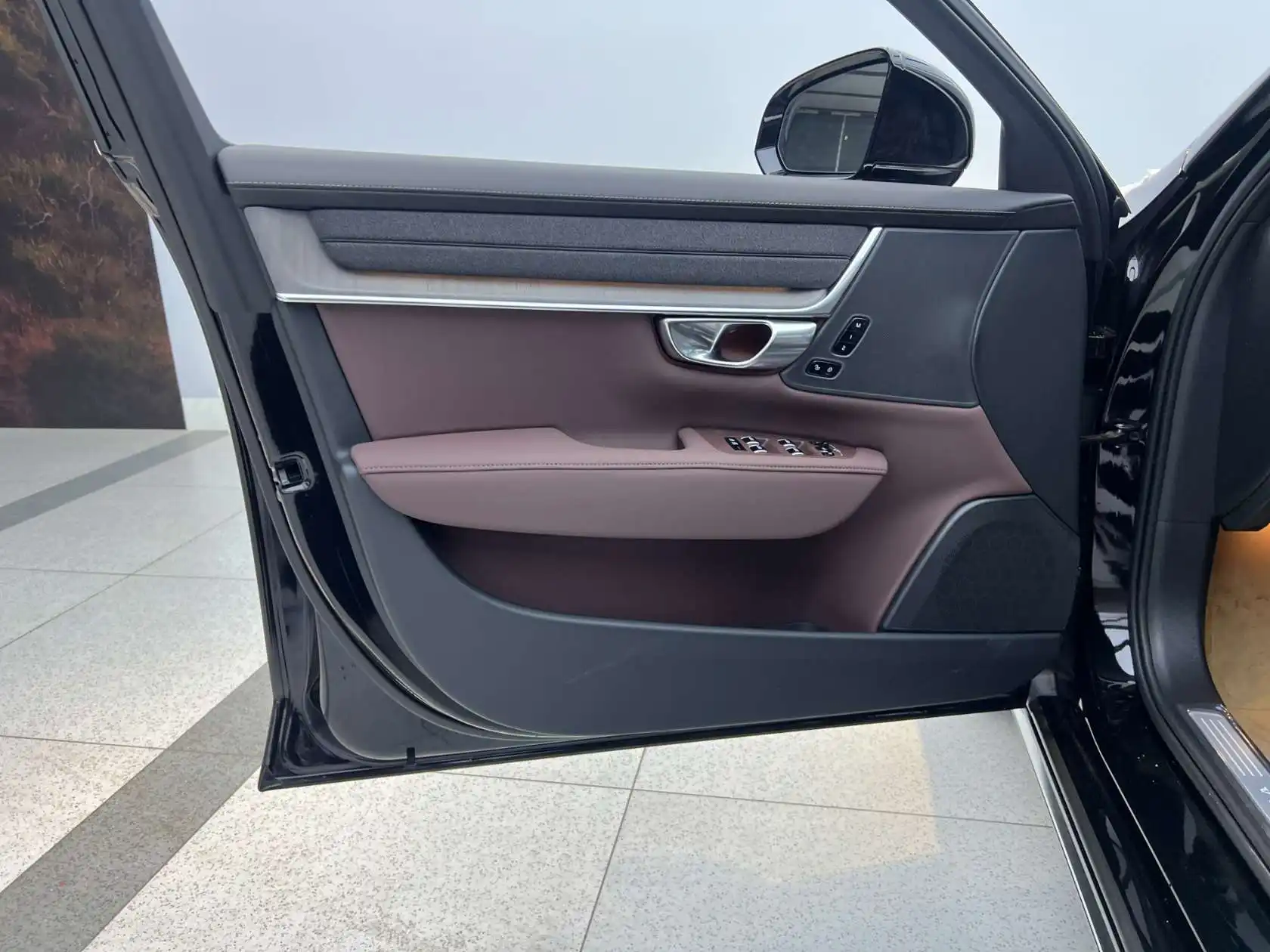 Volvo S90, 2025 10
