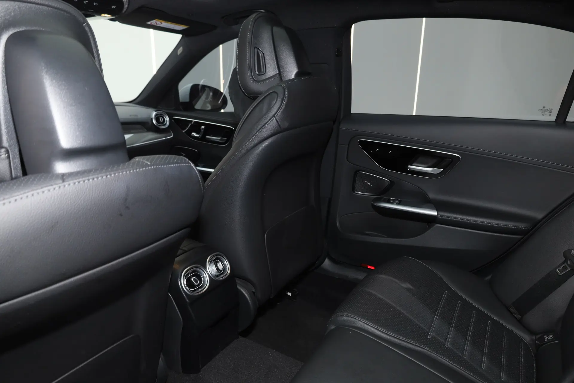 Mercedes-Benz C 260 L, 2023 23