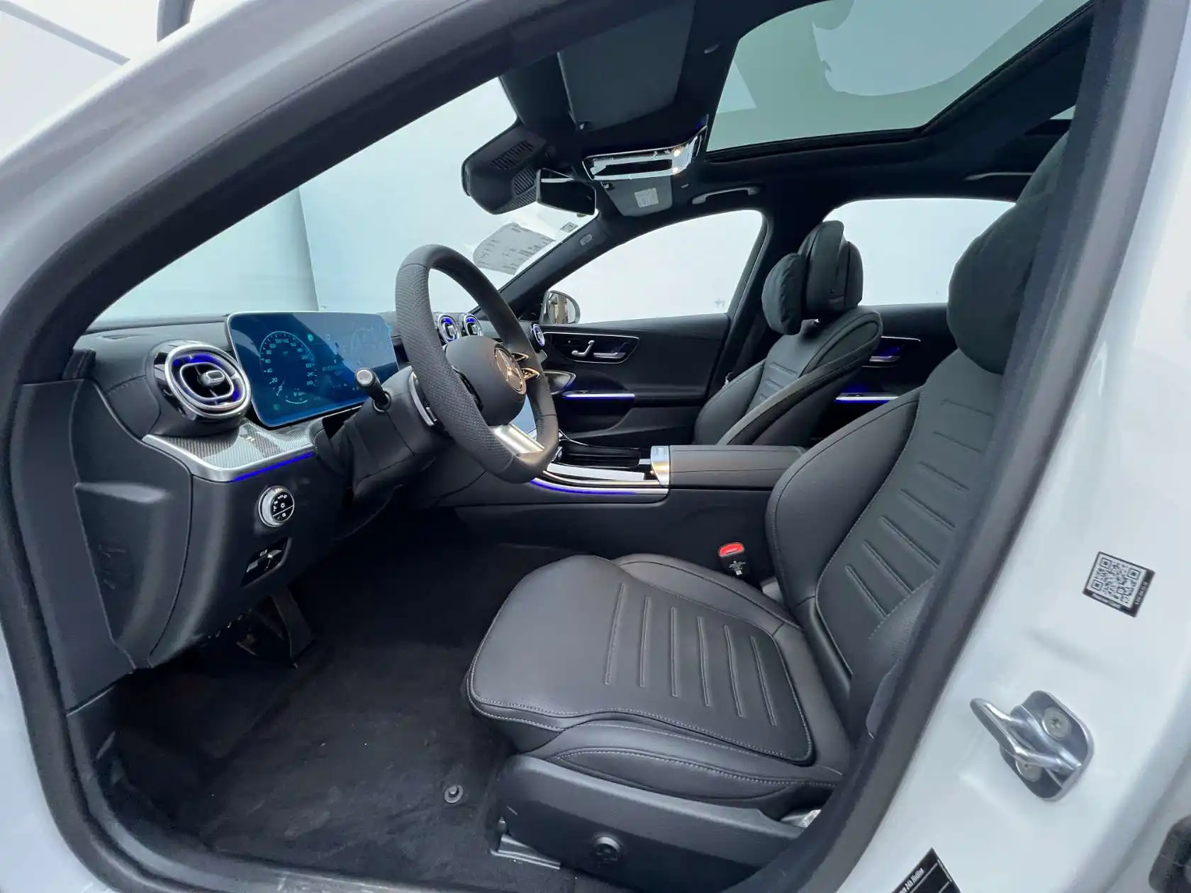Mercedes-Benz C 260 L, 2026 9