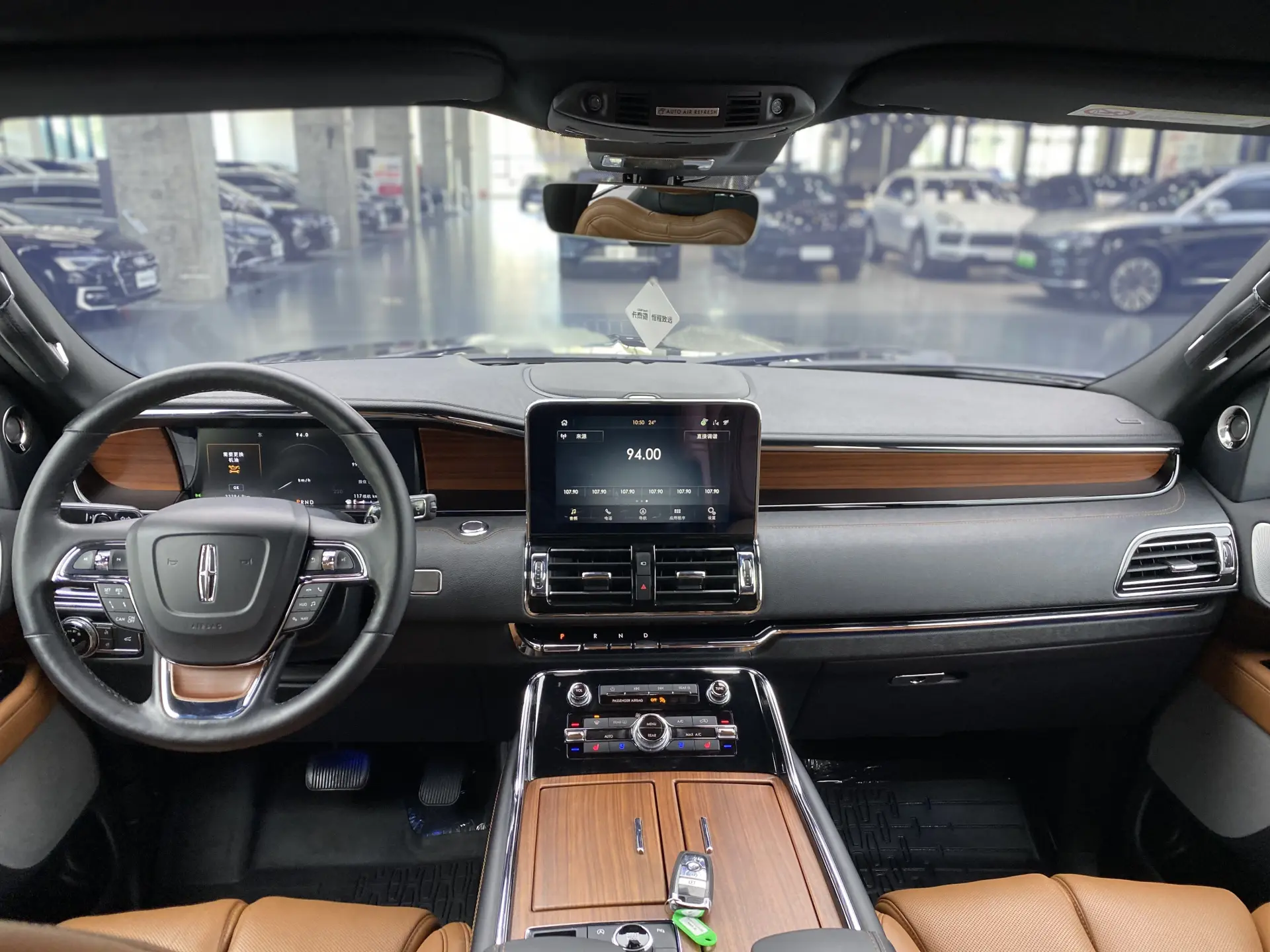 Lincoln Navigator, 2021 14