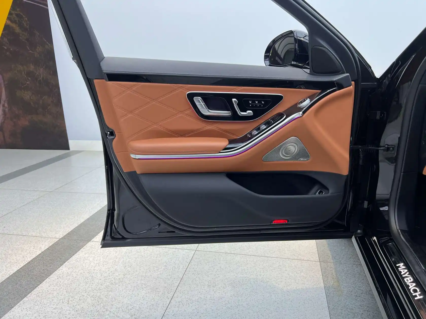 Mercedes-Benz S 480 4MATIC, 2023 10