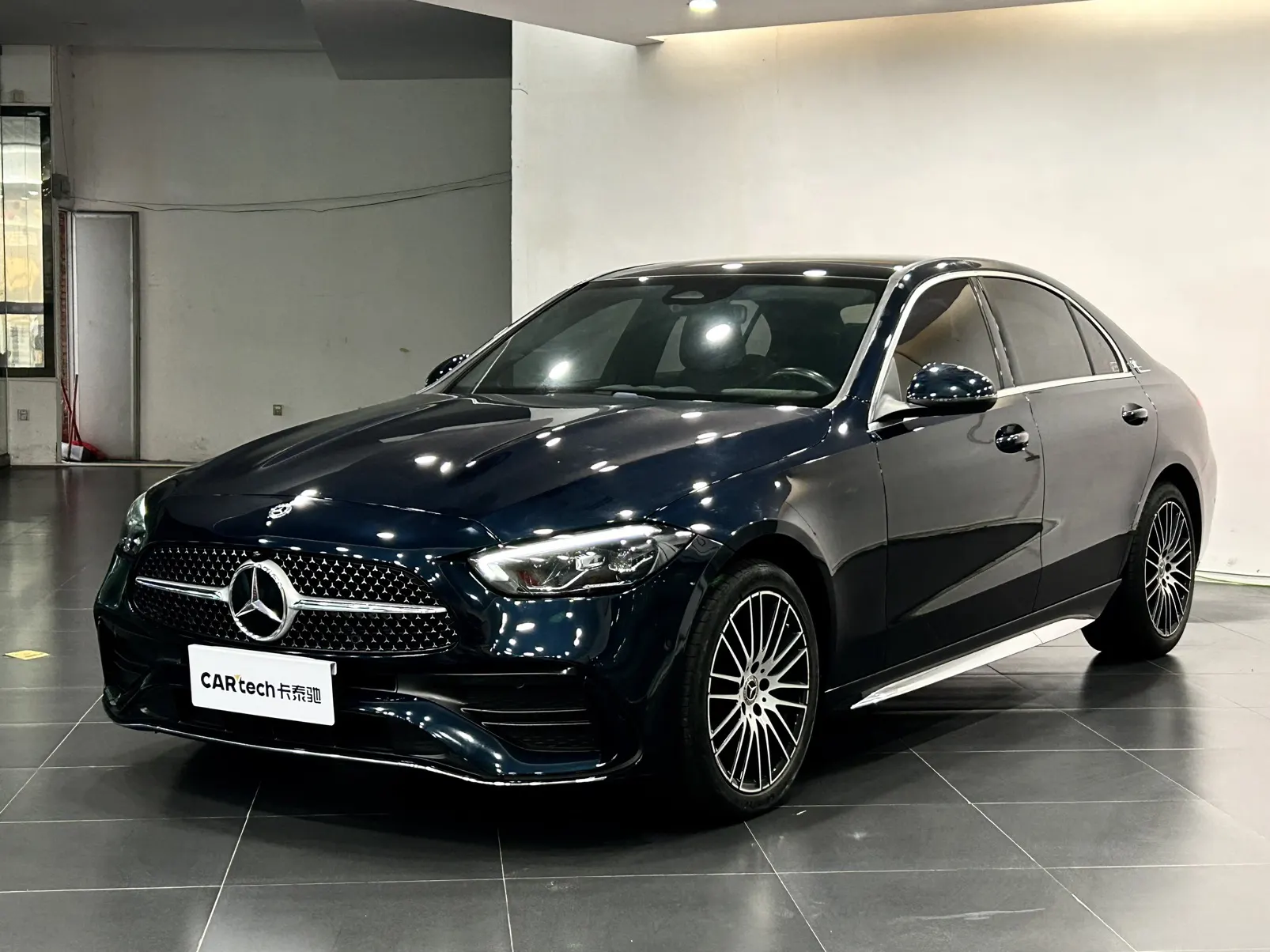Mercedes-Benz C 260 L